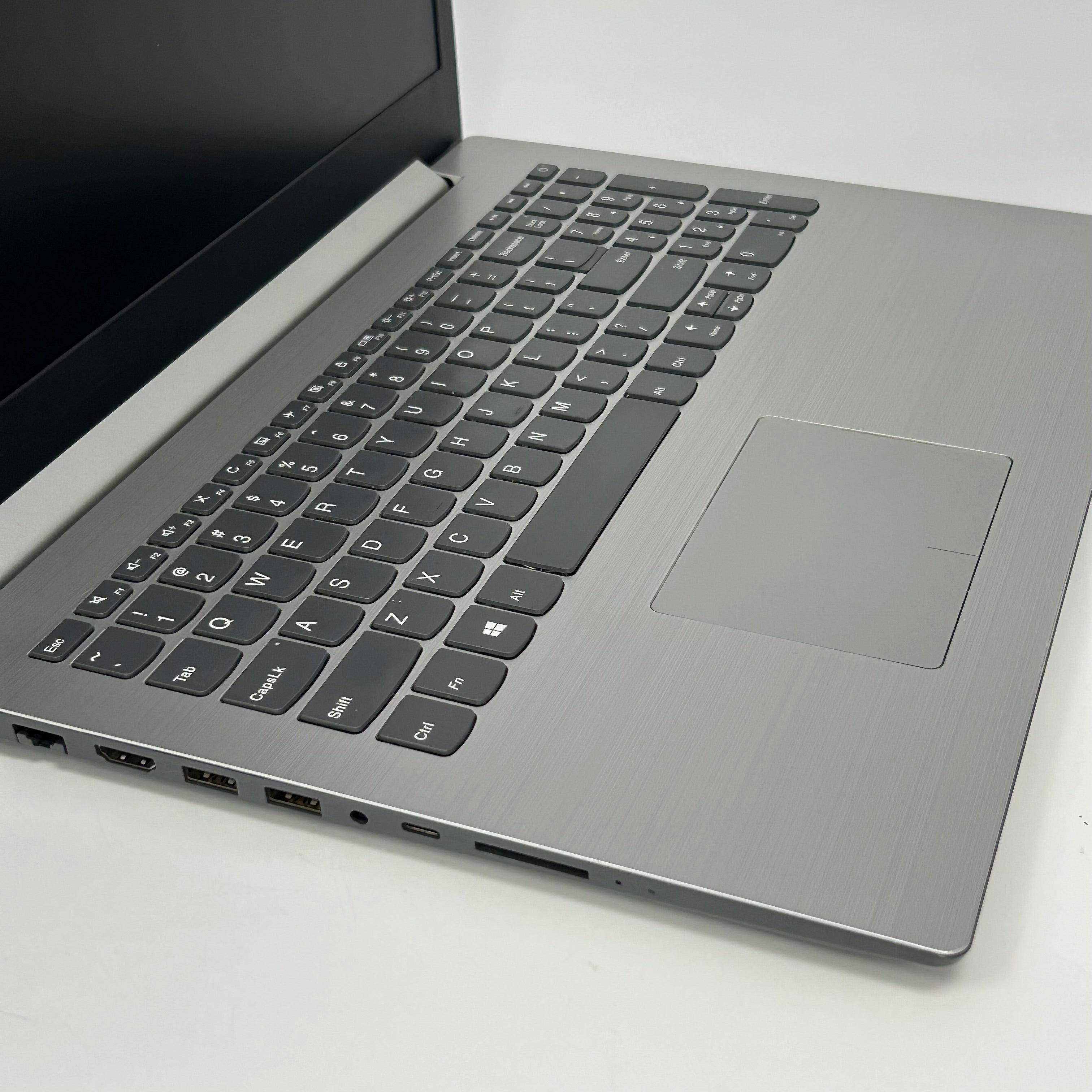 Lenovo IdeaPad 320-15ABR 15-inch Core i7 vPro 4GB RAM 128GB HDD Silver