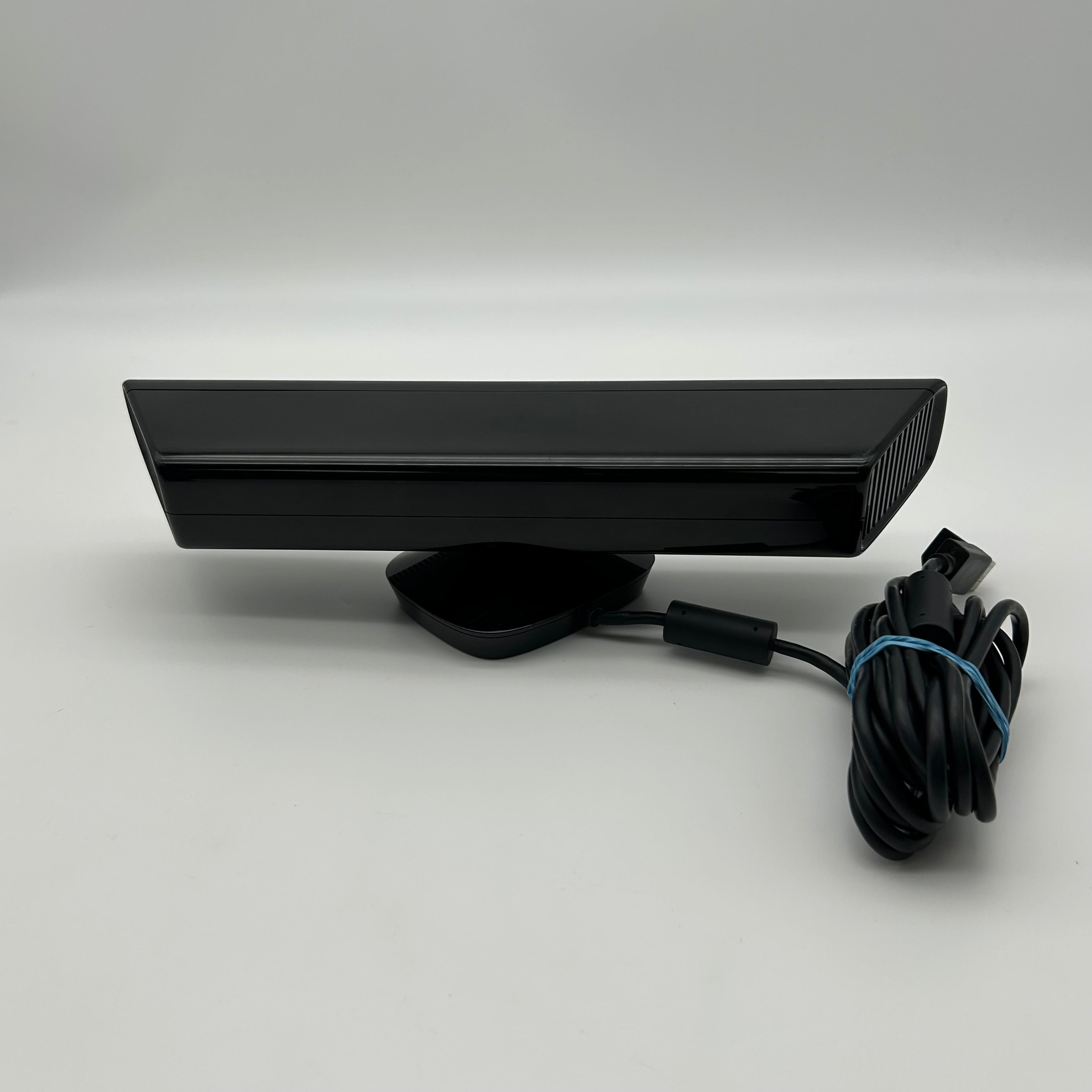 Xbox 360 S Slim Bundle 1439 Console 250GB - Used