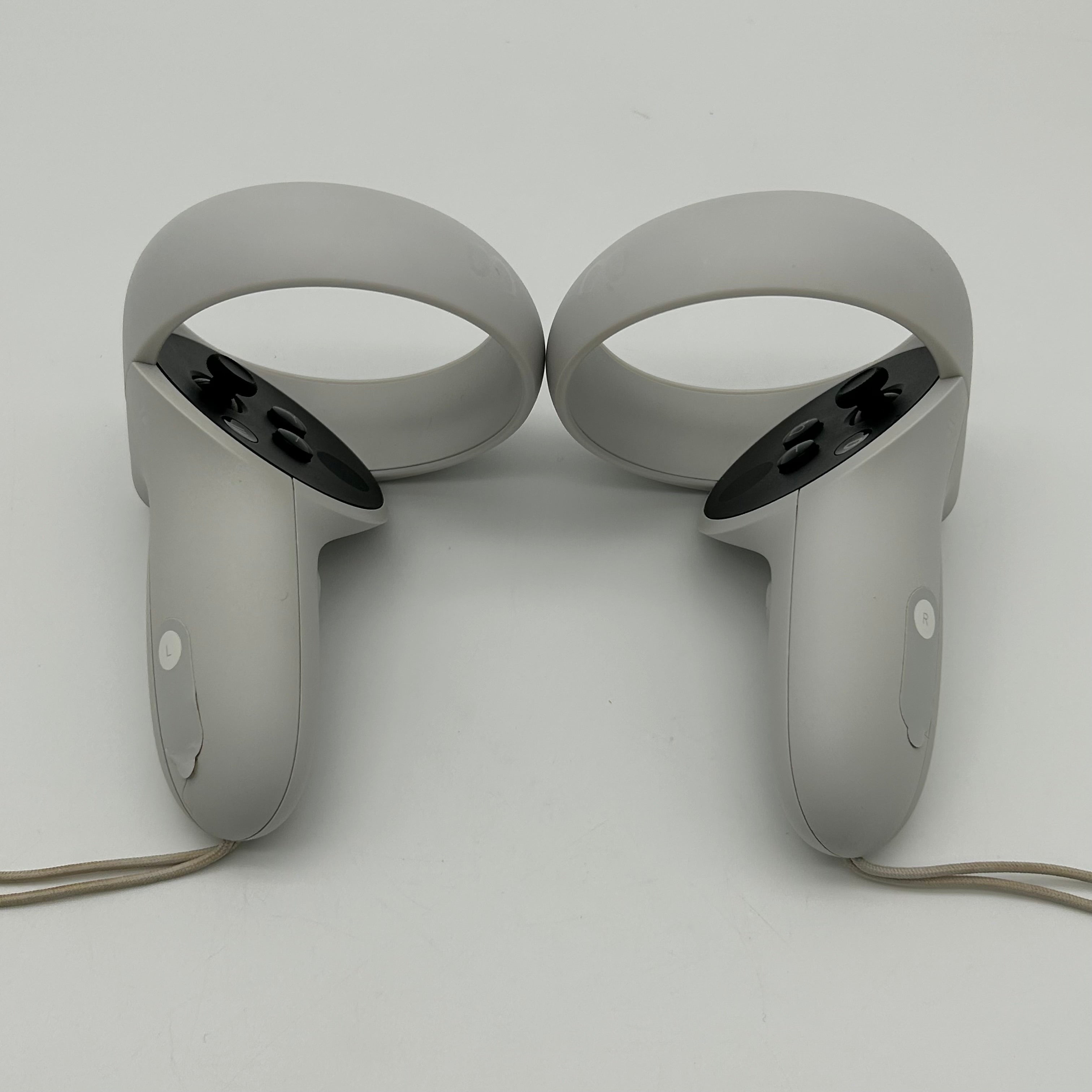Meta Oculus Quest 2 128GB VR Headset with Two Controllers Fully Functional - Used