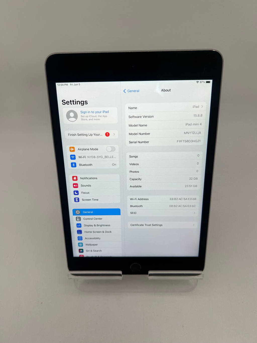 Apple iPad Mini 4th Gen A1538 32GB WiFi Unlocked Silver Used C