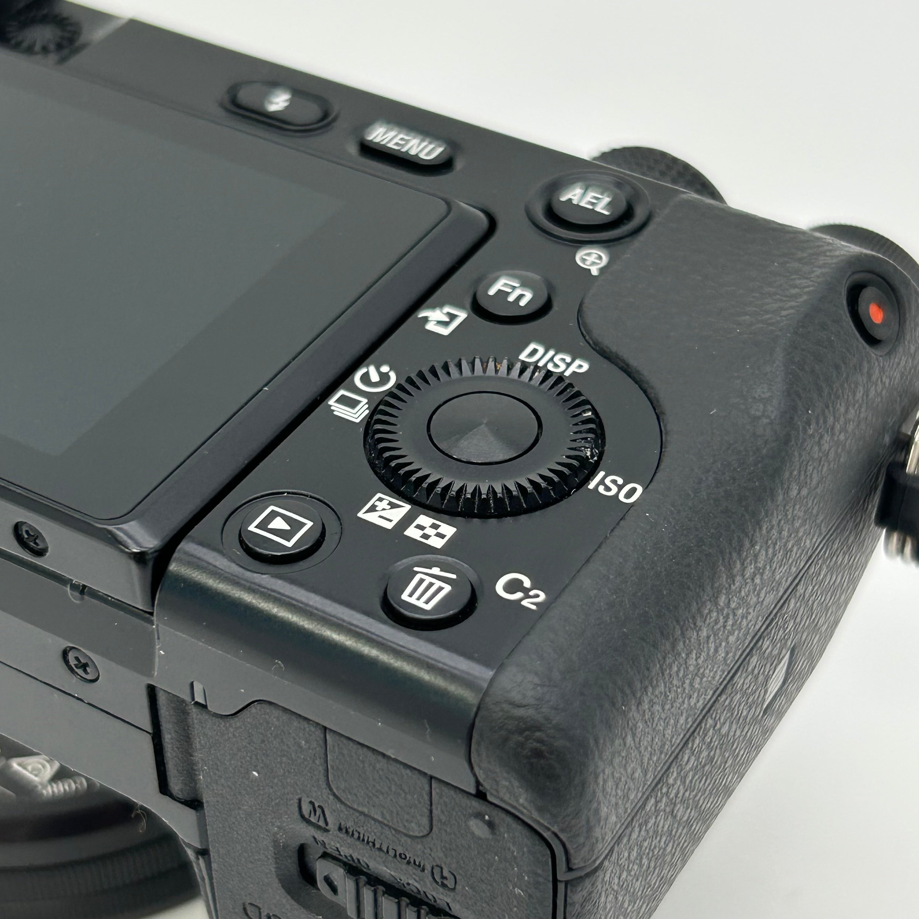 Sony Alpha A6100 APS-C Mirrorless Interchangeable-Lens Camera with 16-50mm - Black - Used