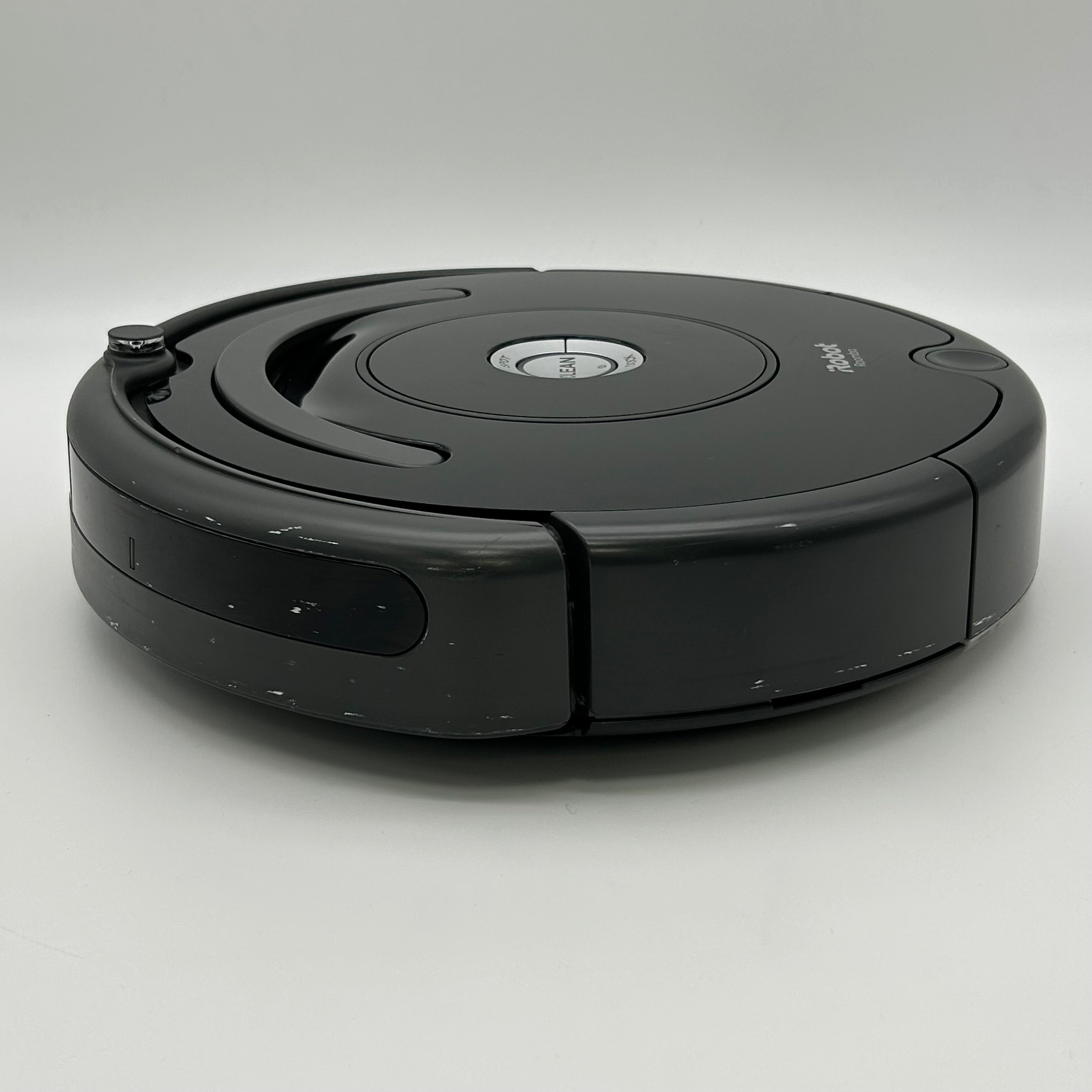iRobot Roomba 675 Wi-Fi Connected Robot Vacuum - includes Charging Station - Black - Used