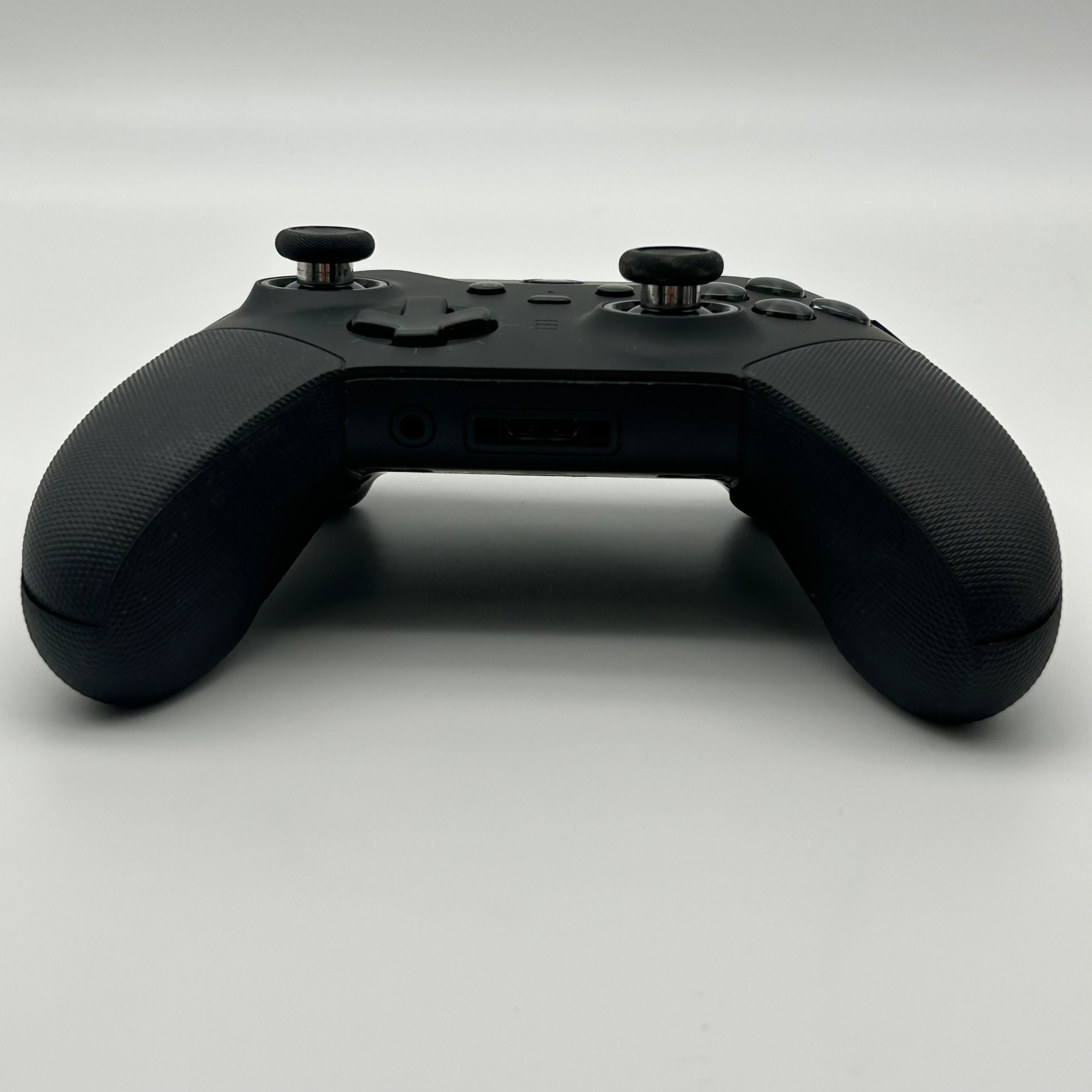 Microsoft Xbox Elite Wireless Controller Series 2 -  Fully Working with Case and Accessories