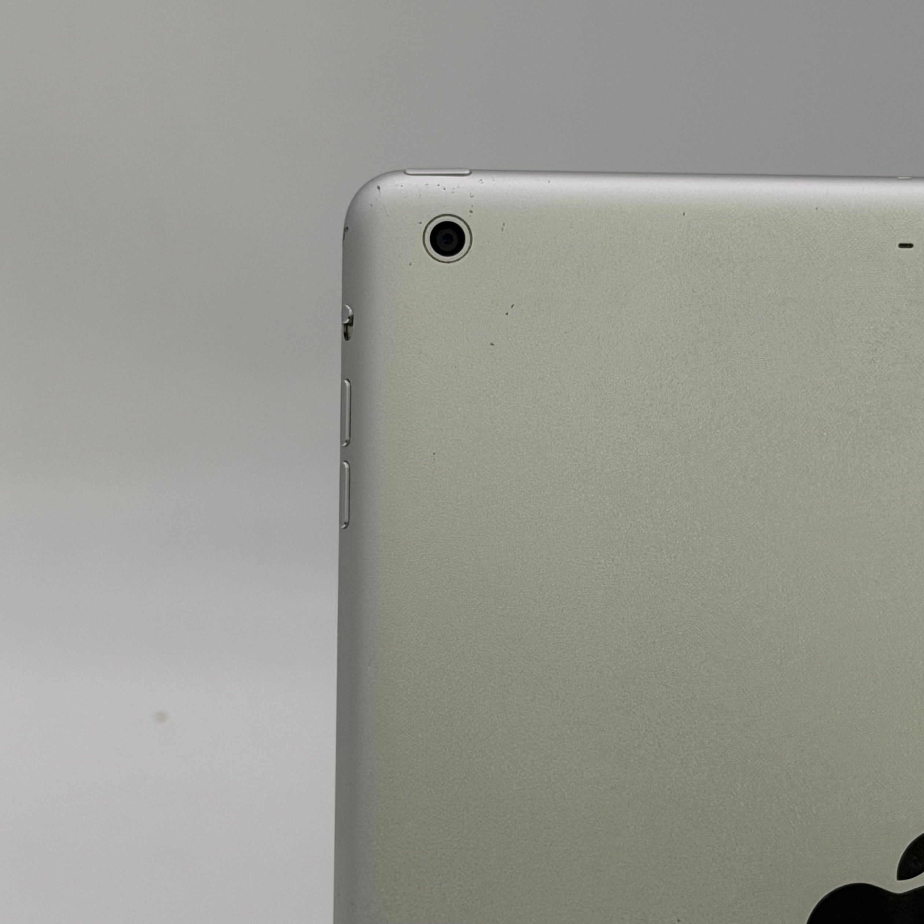 Apple iPad Air 1st Gen A1474 32GB Wi-Fi Only READ
