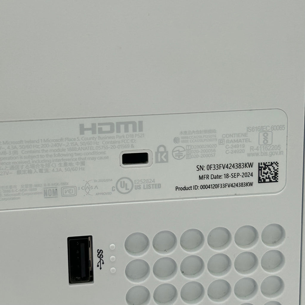 Microsoft Xbox Series X All-Digital 1TB Console Gaming System Robot White 1882 - Used