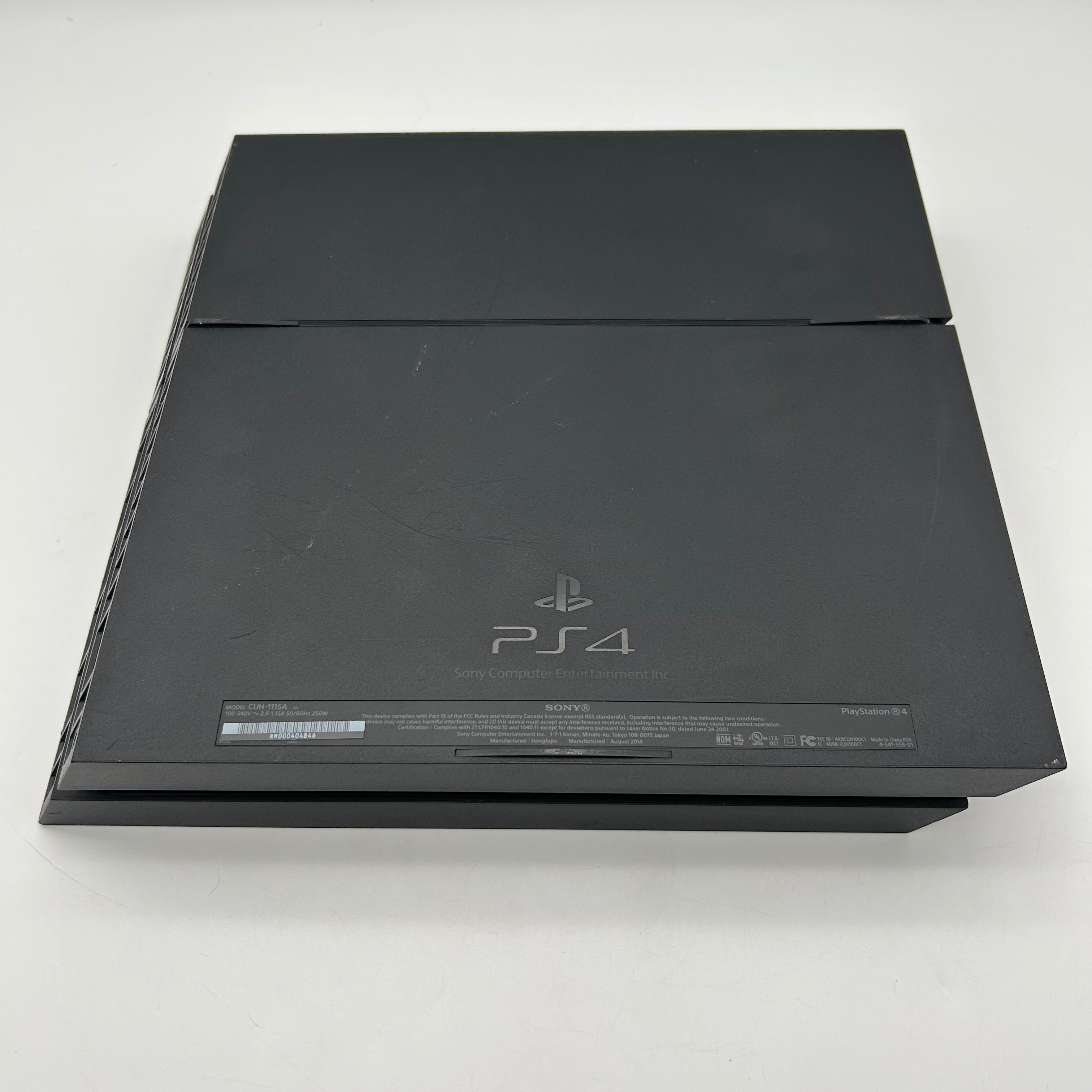 Sony PlayStation 4 CUH-1115A 500GB w/ 1 Controller , 4 Games & Cables