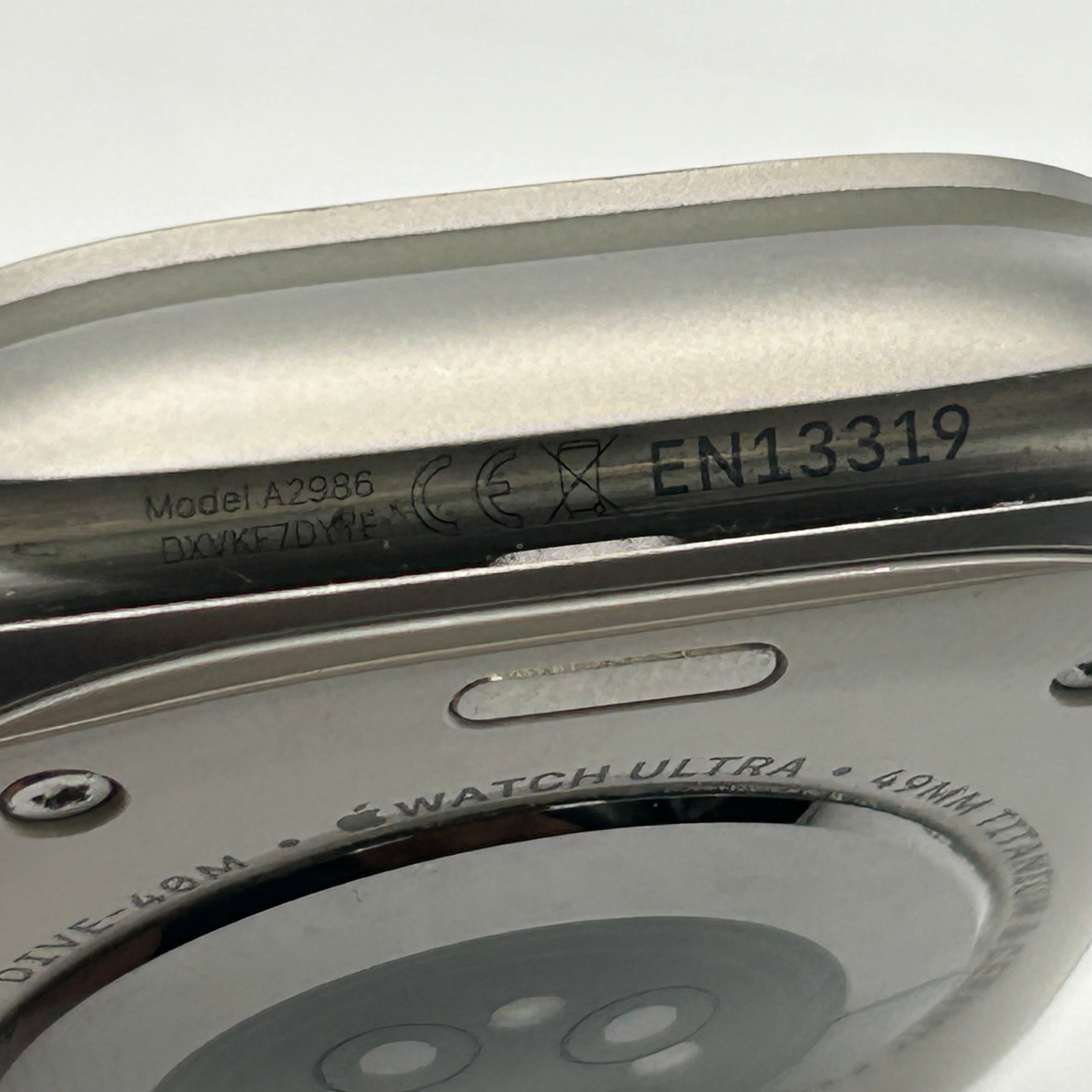 Apple Watch Ultra 2 A2986 2023 49mm Silver Unlocked