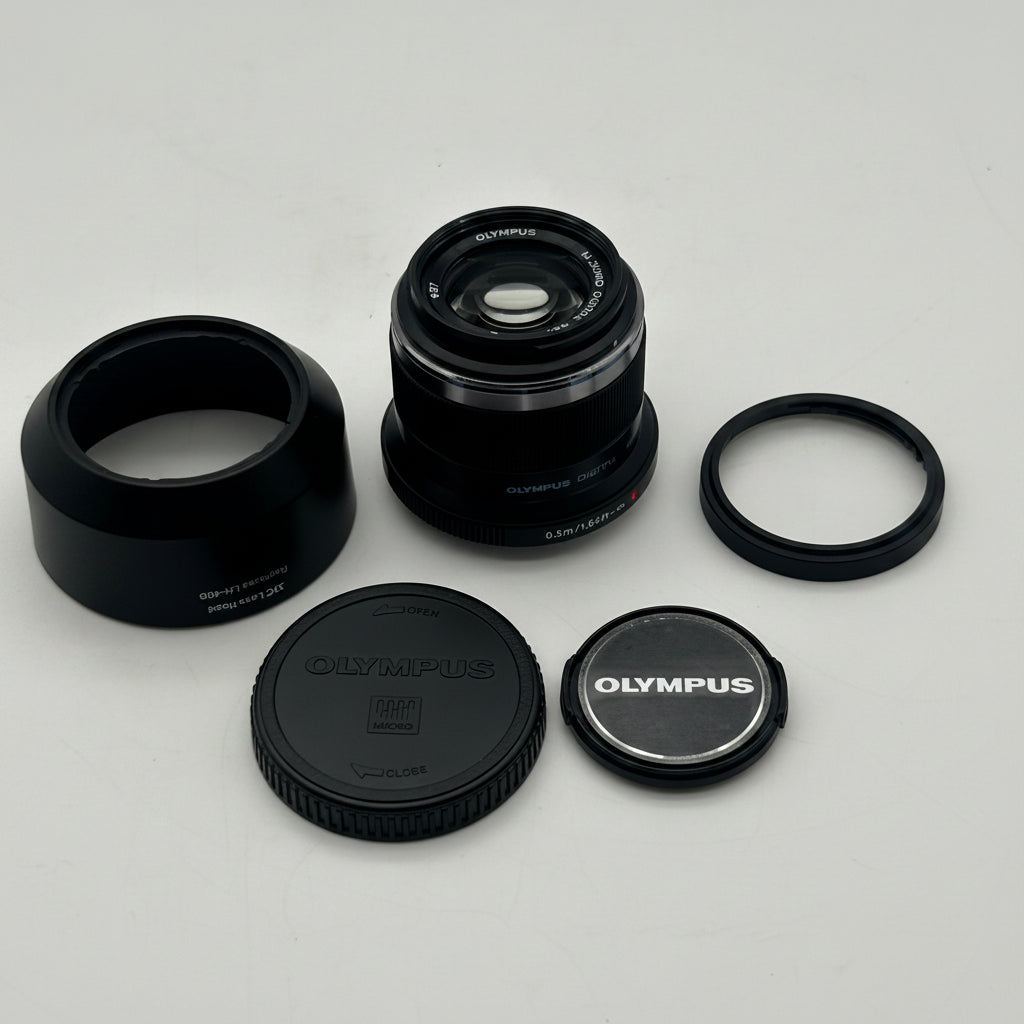 Olympus M.Zuiko 45mm F1.8 Camera Lens