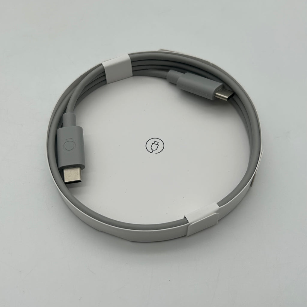 Oura Ring 4 - Size 7 (Gold) w/ Charging Base & Box