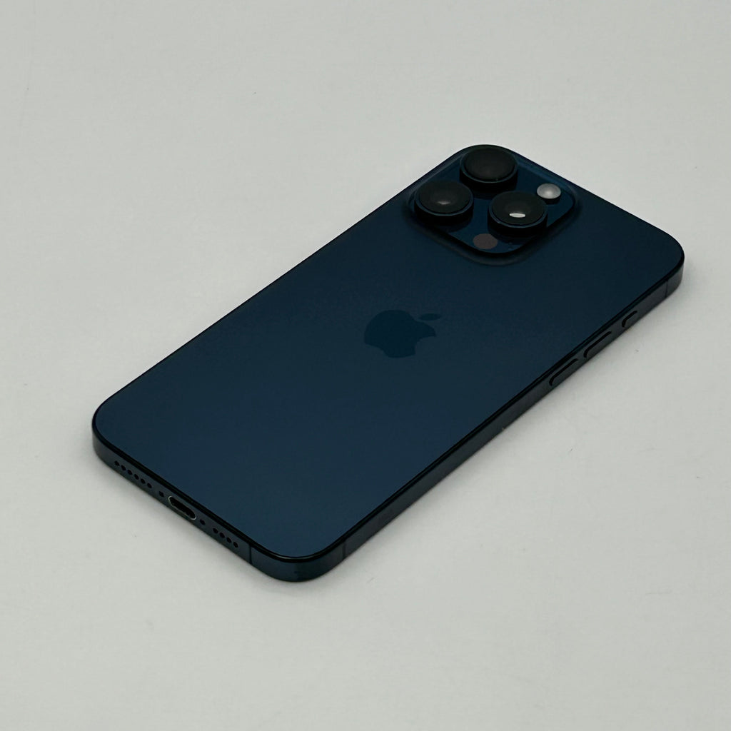 Unlocked Apple iPhone 15 Pro Max 256GB Blue Titanium MU693LL/A