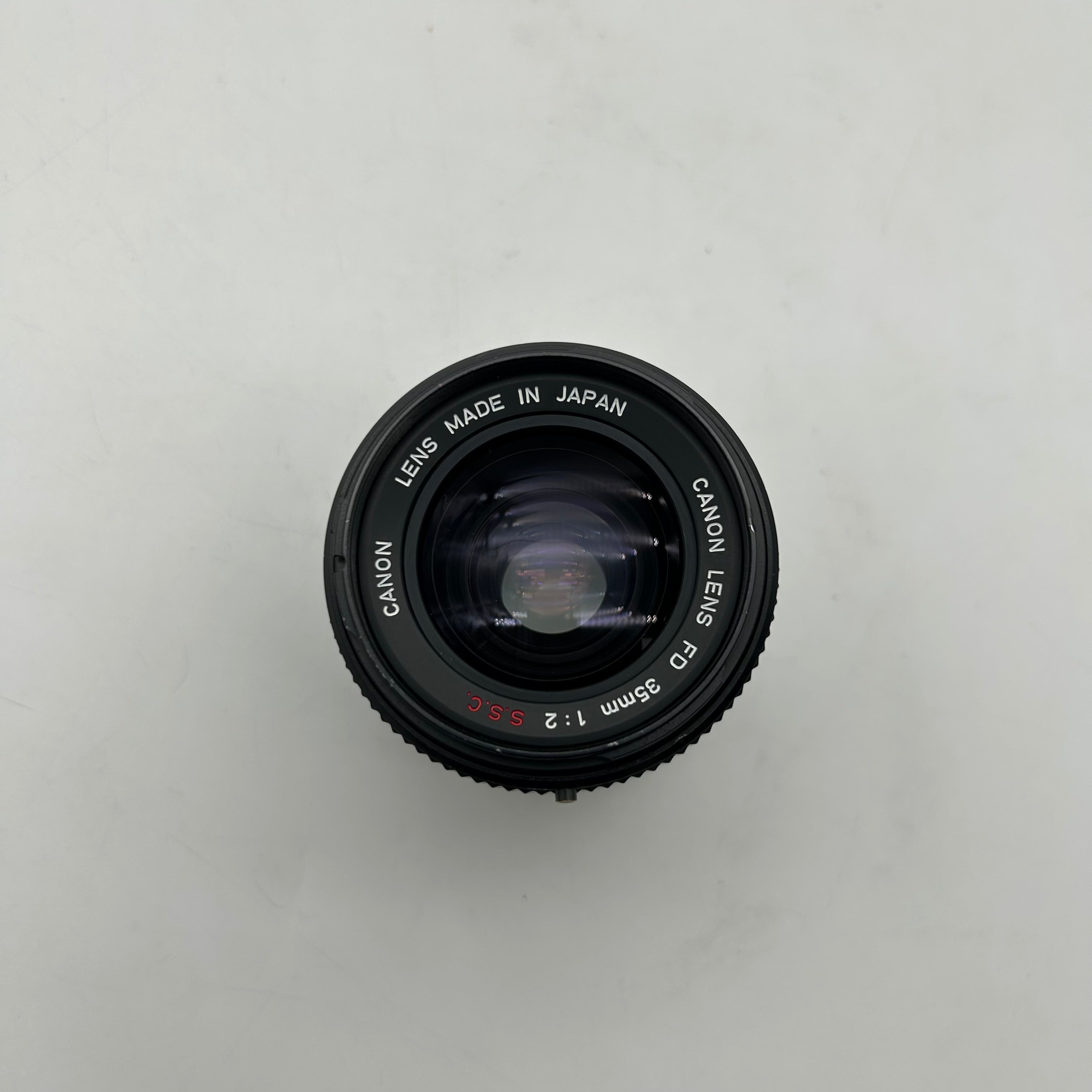 Canon 35mm F/2 S.S.C Wide Angle FD Lens R207