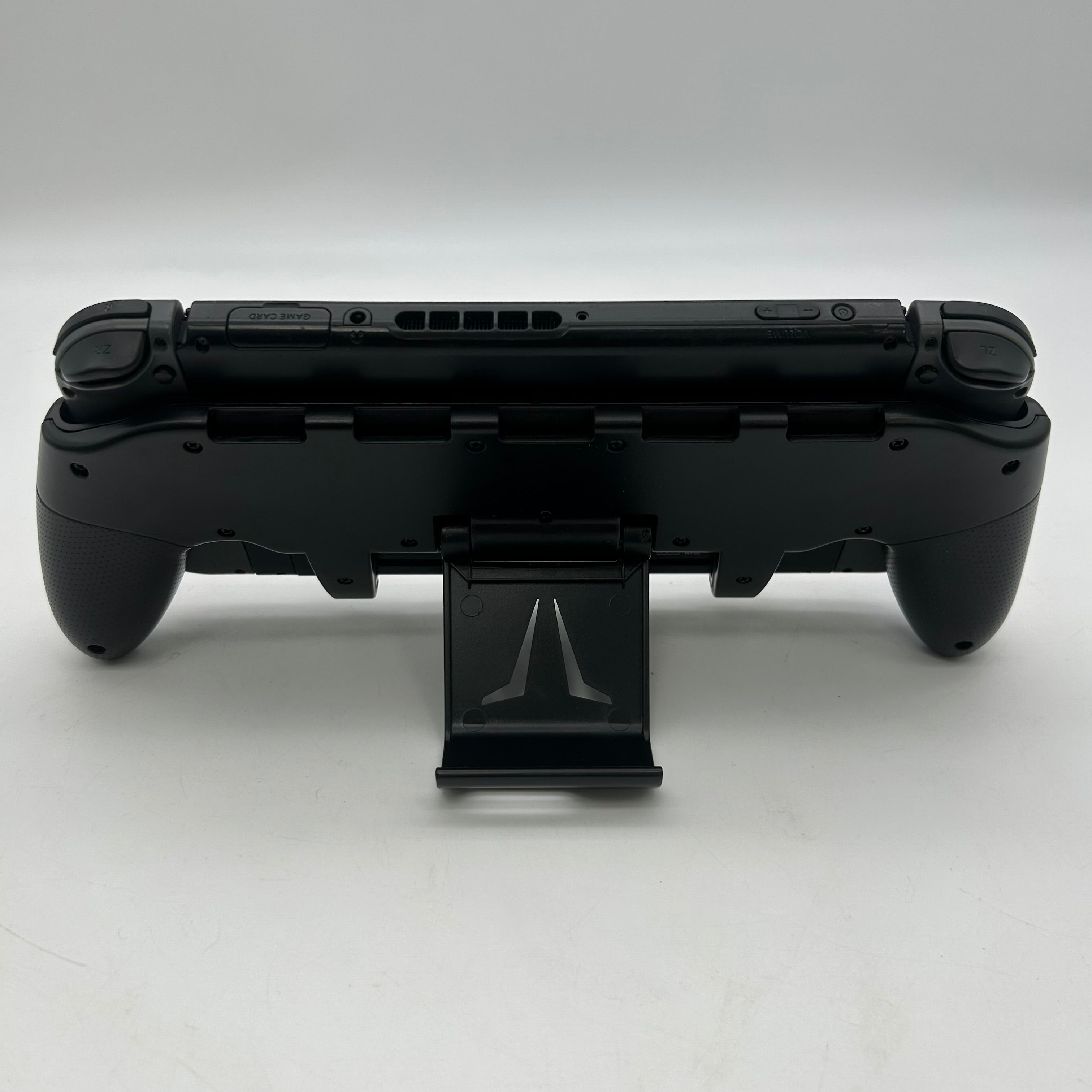 Nintendo Switch HAC-001 32GB Console Bundle: Dock, Joy-Cons, Cables & 1 Game