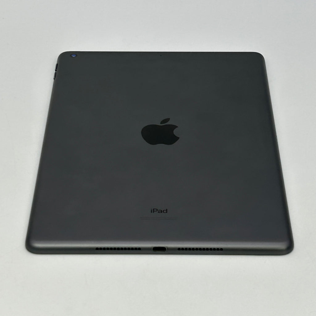 Apple iPad 8th Gen 32GB Silver Wi-Fi 10.2 Tablet A2270