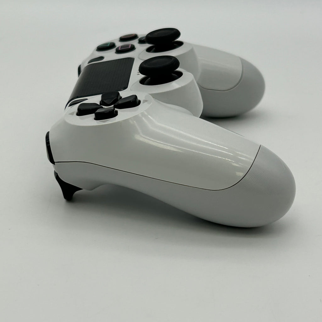 Sony PlayStation 4 PS4 Glacier White Console CUH-1115A Bundle Cords Controller
