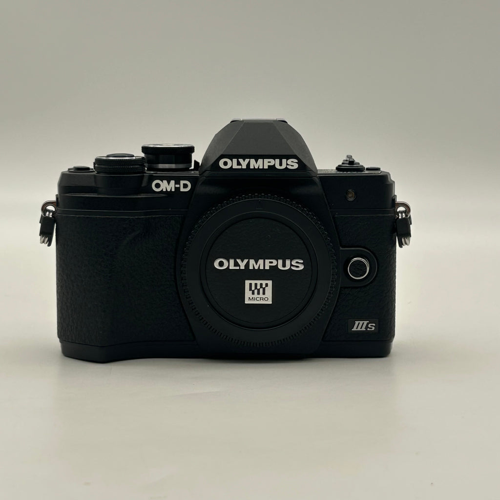 Olympus OM-D E-M10 Mark III Mirrorless Camera (Black) - Open Box