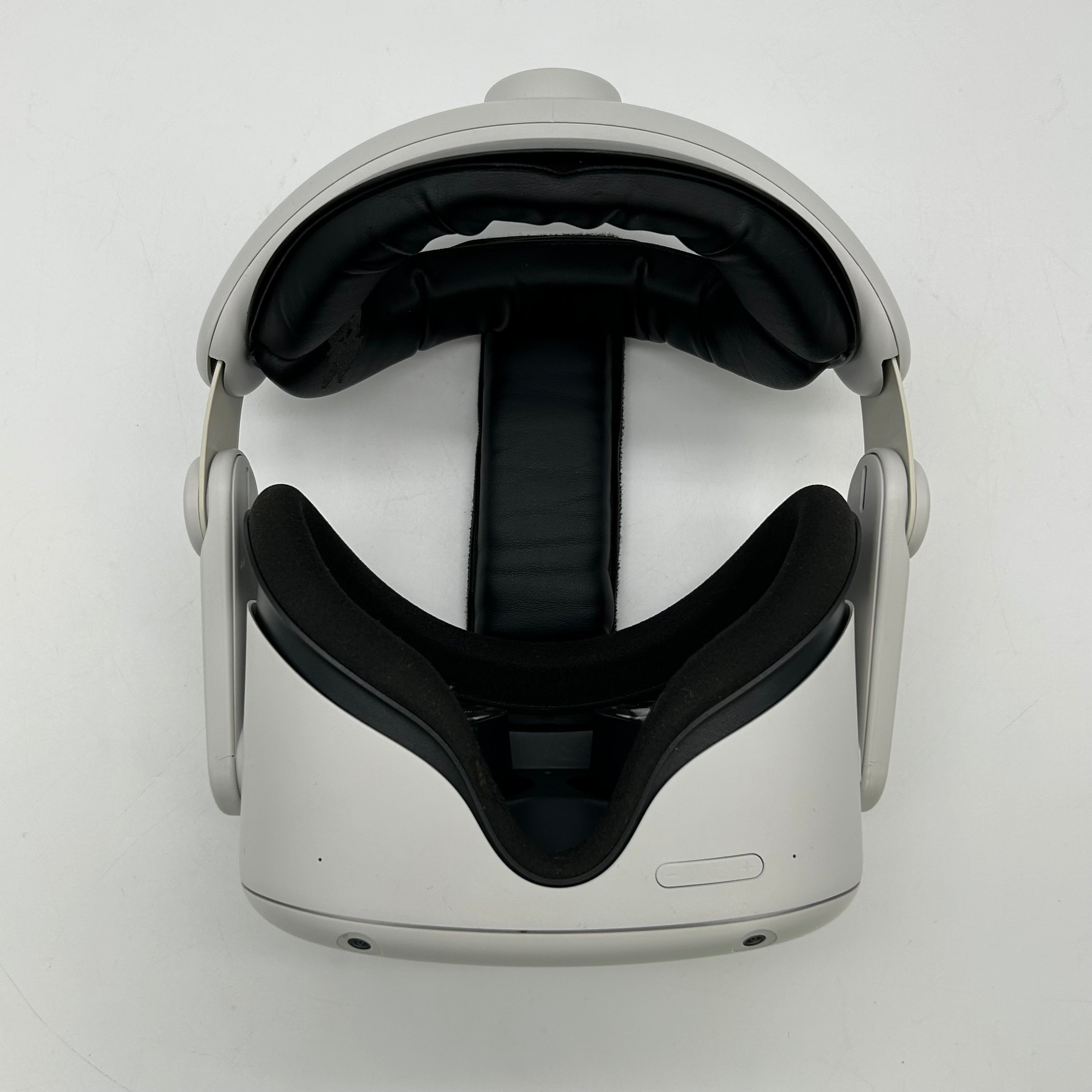 Meta Oculus Quest 2 128GB VR Headset with Controllers - White