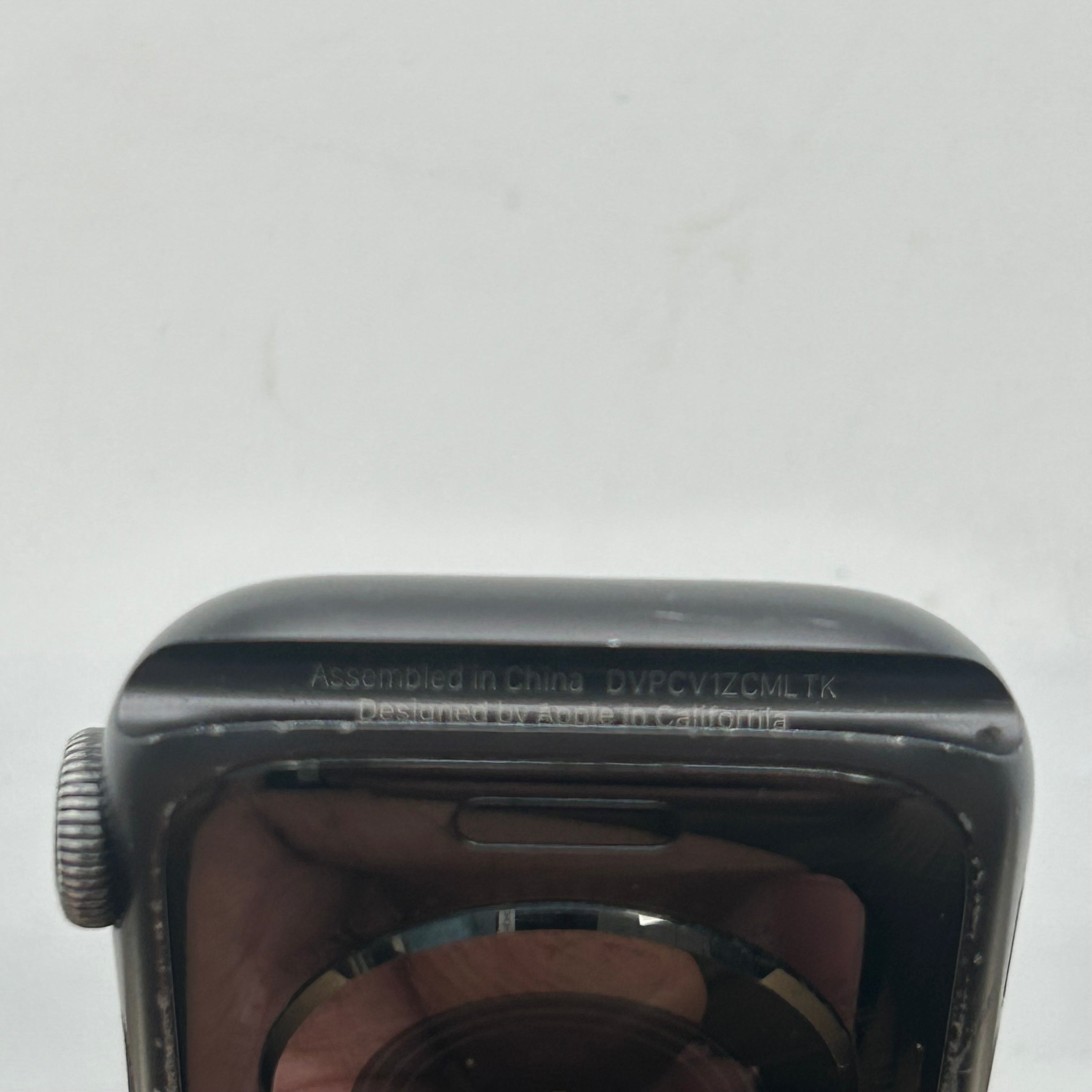 GPS Only Apple Watch Series 5 40MM Space Gray Aluminum Black Sport Band A2092