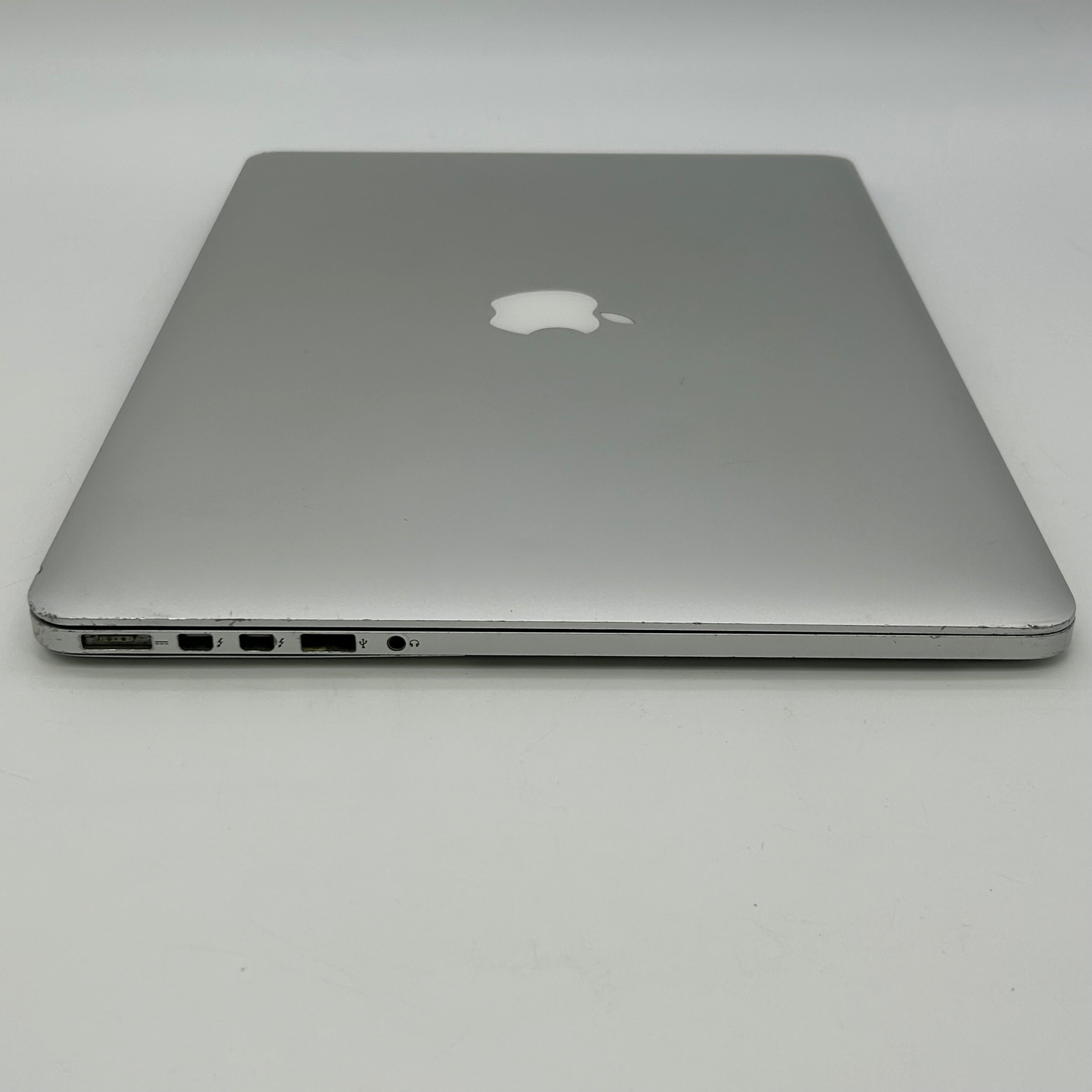 Apple MacBook Pro 15.4” Retina, A1398, 2.4 GHz Quad-Core i7, 16GB RAM, 512GB SSD