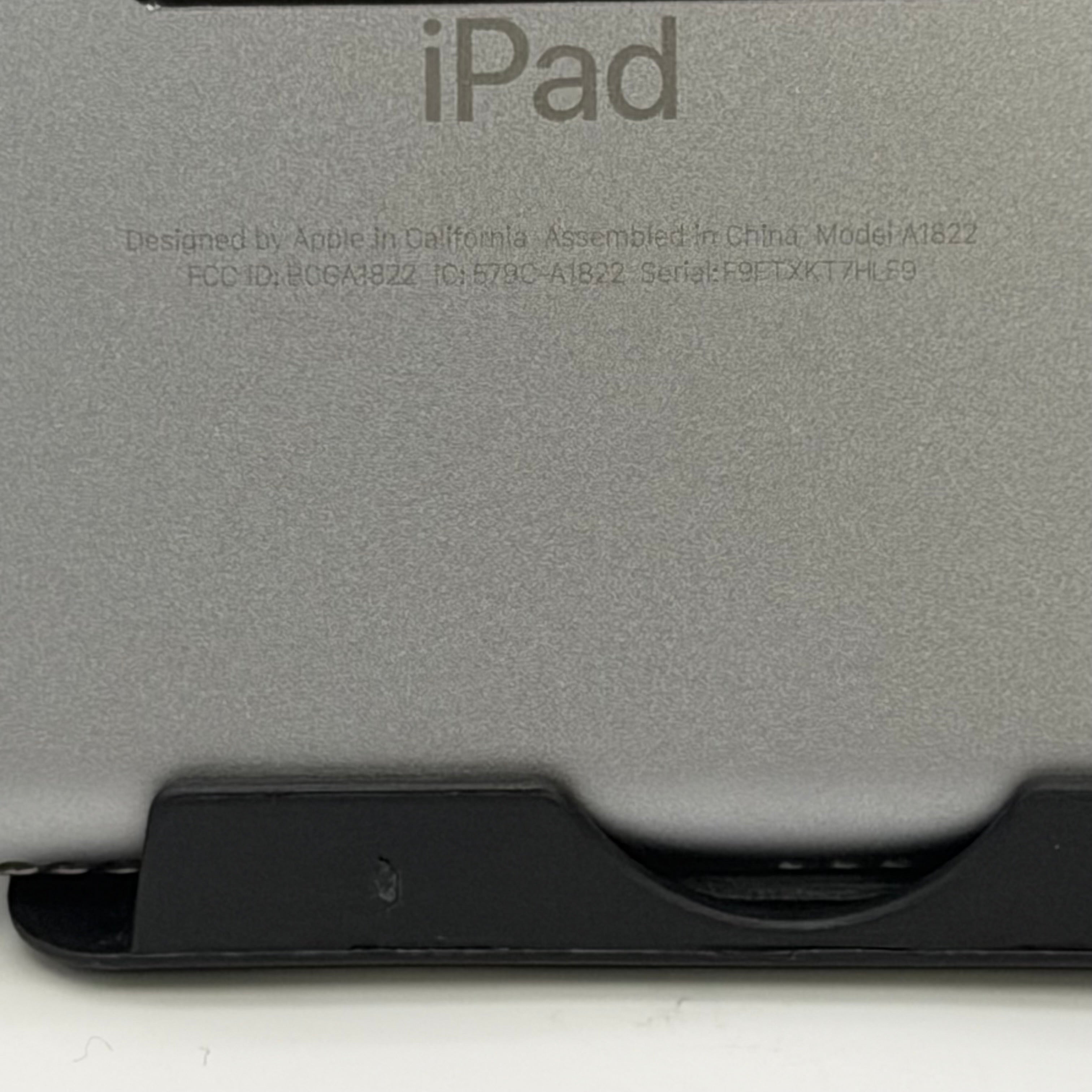 Apple iPad 5th Gen. A1822 32GB Silver 9.7" Touchscreen Wi-Fi Tablet  MP2R2LL/A