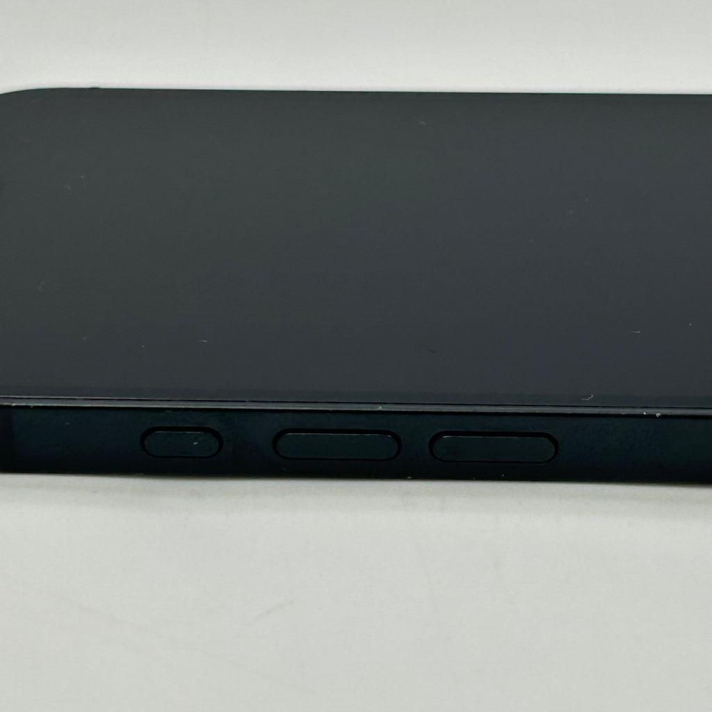 Boost Apple iPhone 16e A3212 128GB Black 100% BH - Parts Only