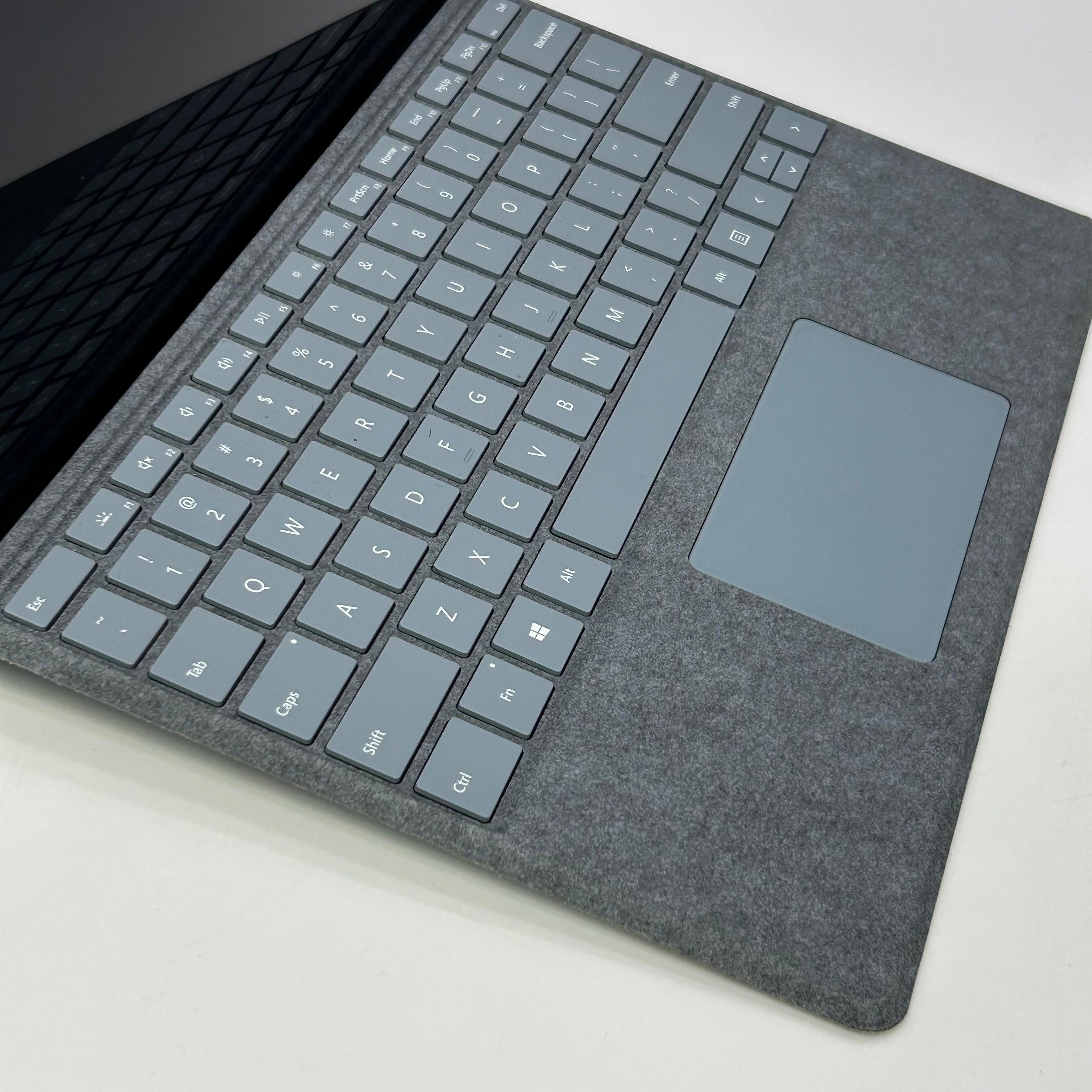 Microsoft Surface Pro 9 13-inch i5-1235U 8GB RAM 128GB SSD Silver w/ Keyboard