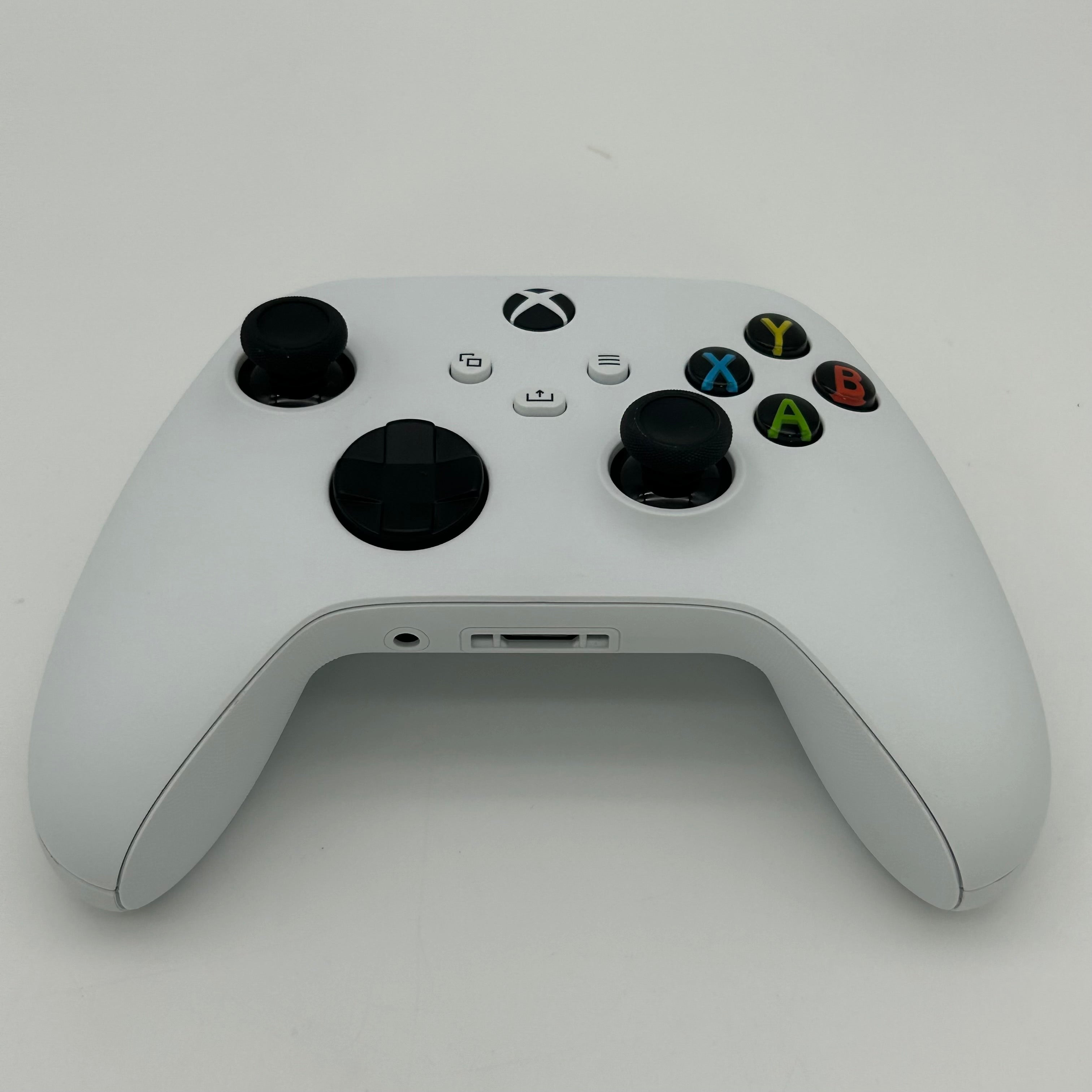 Microsoft Xbox Series X All-Digital 1TB Console Gaming System Robot White 1882 - Used