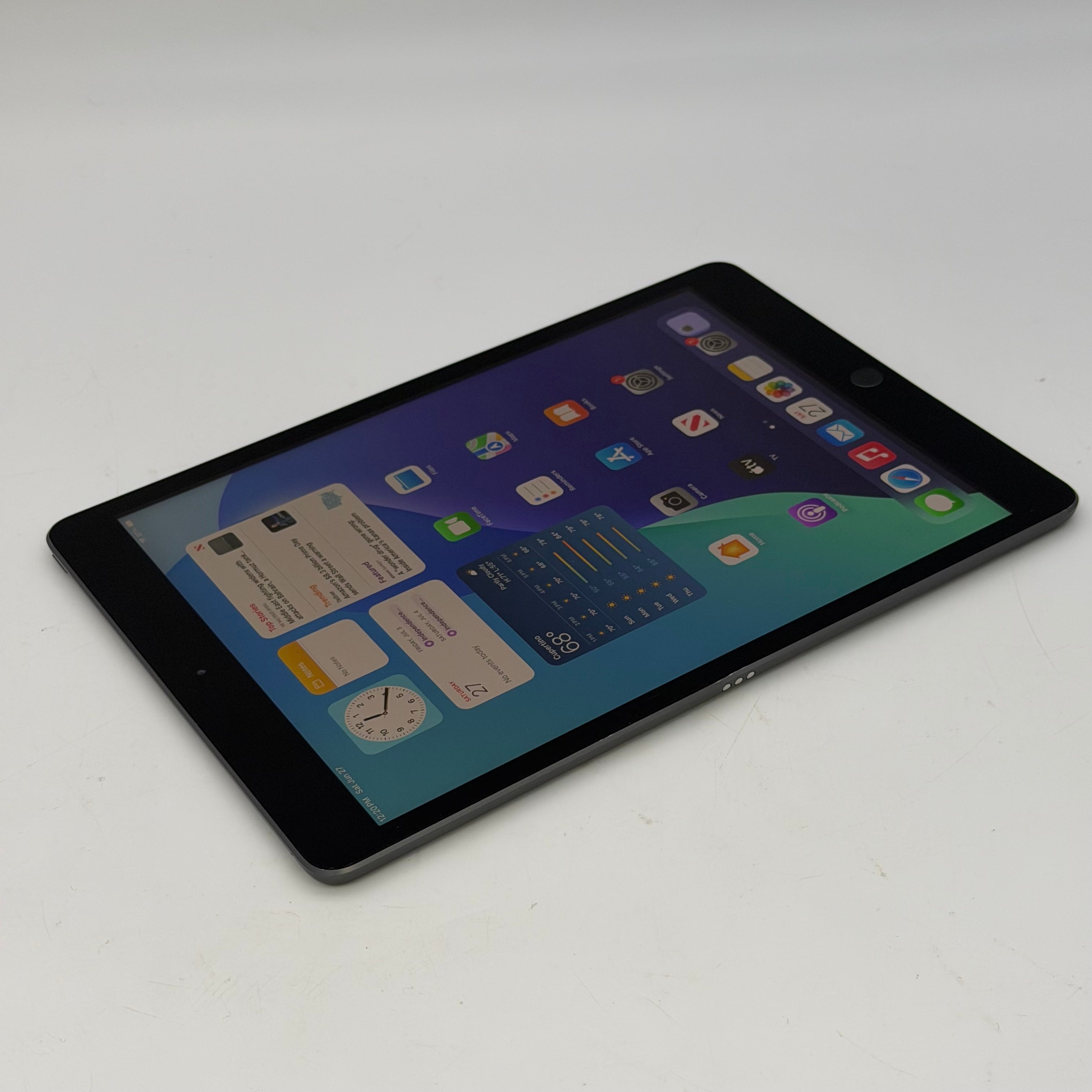 Apple iPad 8th Gen 2020 (Wi-Fi) 32GB Space Gray