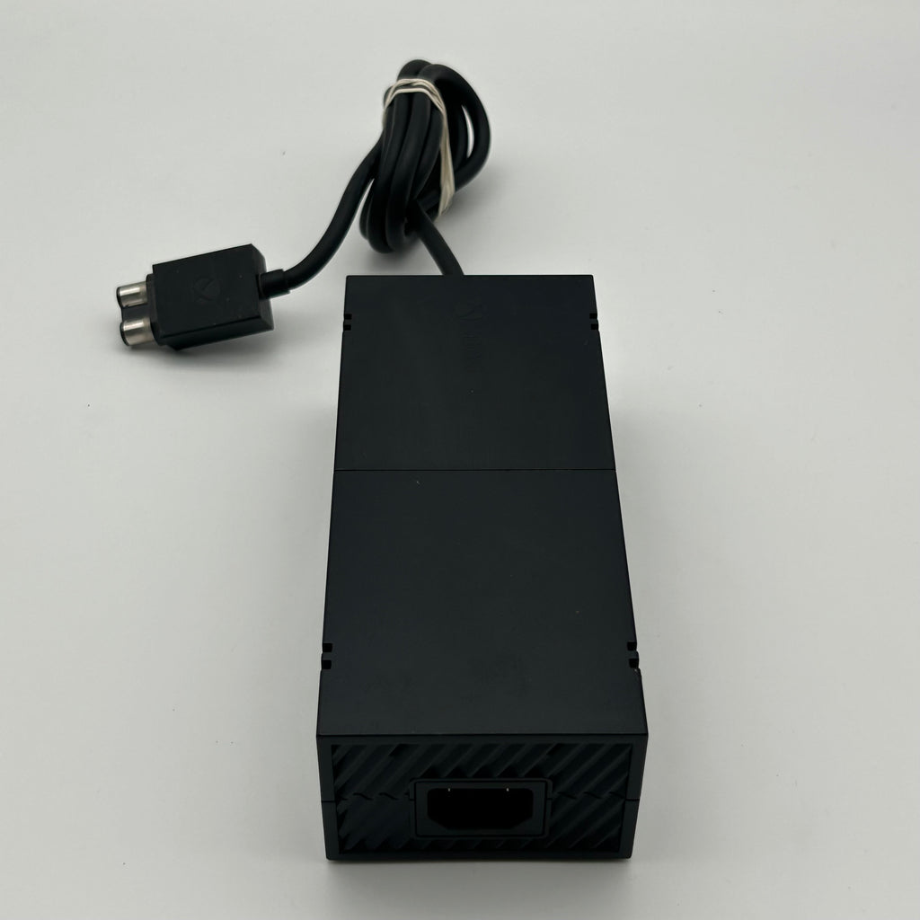 Microsoft Xbox One 1540 2015 500GB Black With Controller - Used