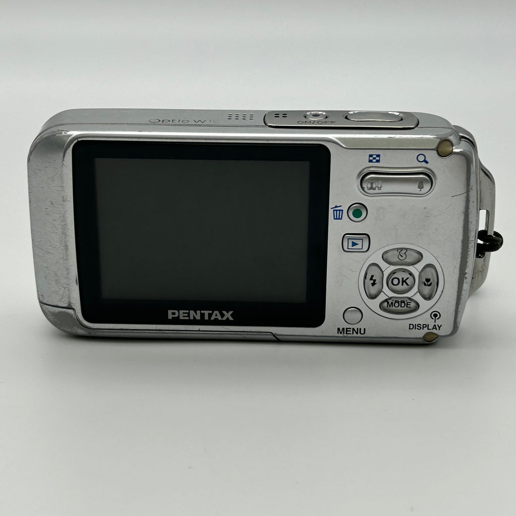 Pentax Underwater Digital Camera Optio W10 6.0MP Silver Tested & Includes 64GB SDXC Card - Used
