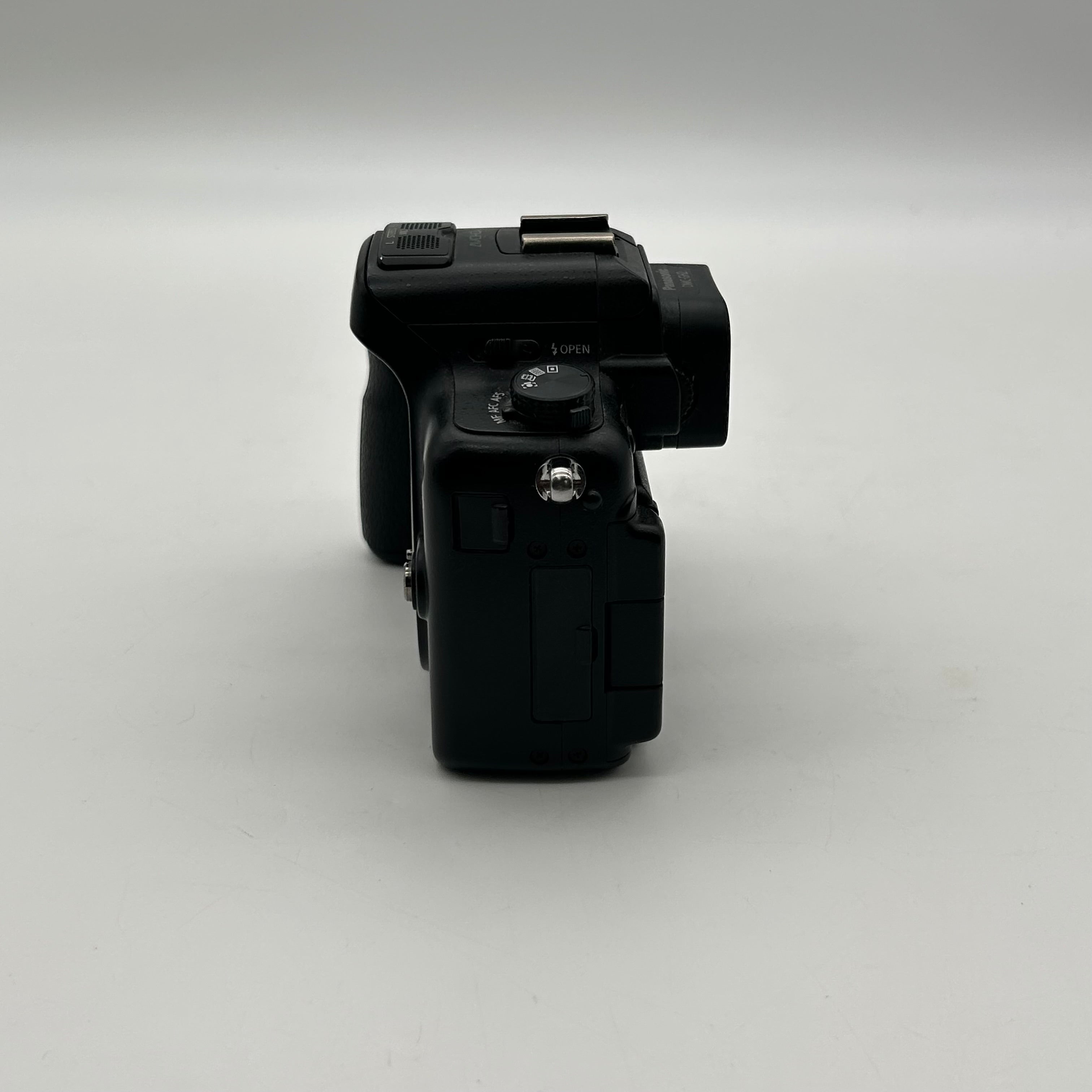 Panasonic Lumix DMC-GH2 16MP Mirrorless Camera Body W/ Battery -Tested & Working