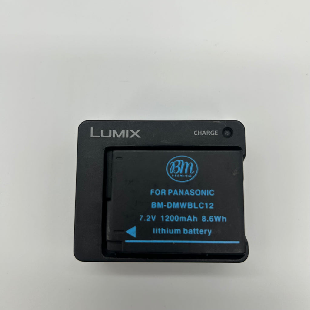Panasonic Lumix DMC-G7 Digital Camera Black Body Only with 2 Batteries - For Parts/Repairs Only