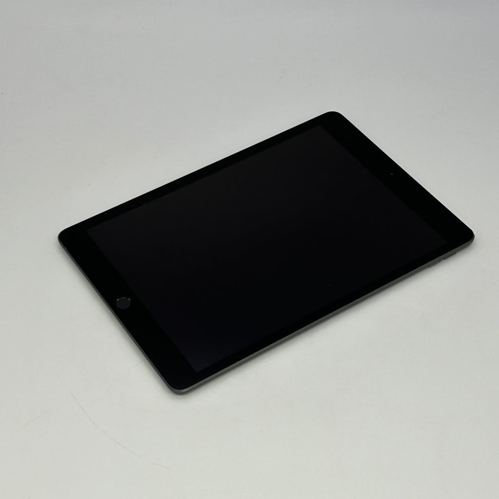 Apple iPad 8th Gen 32GB Silver Wi-Fi 10.2 Tablet A2270