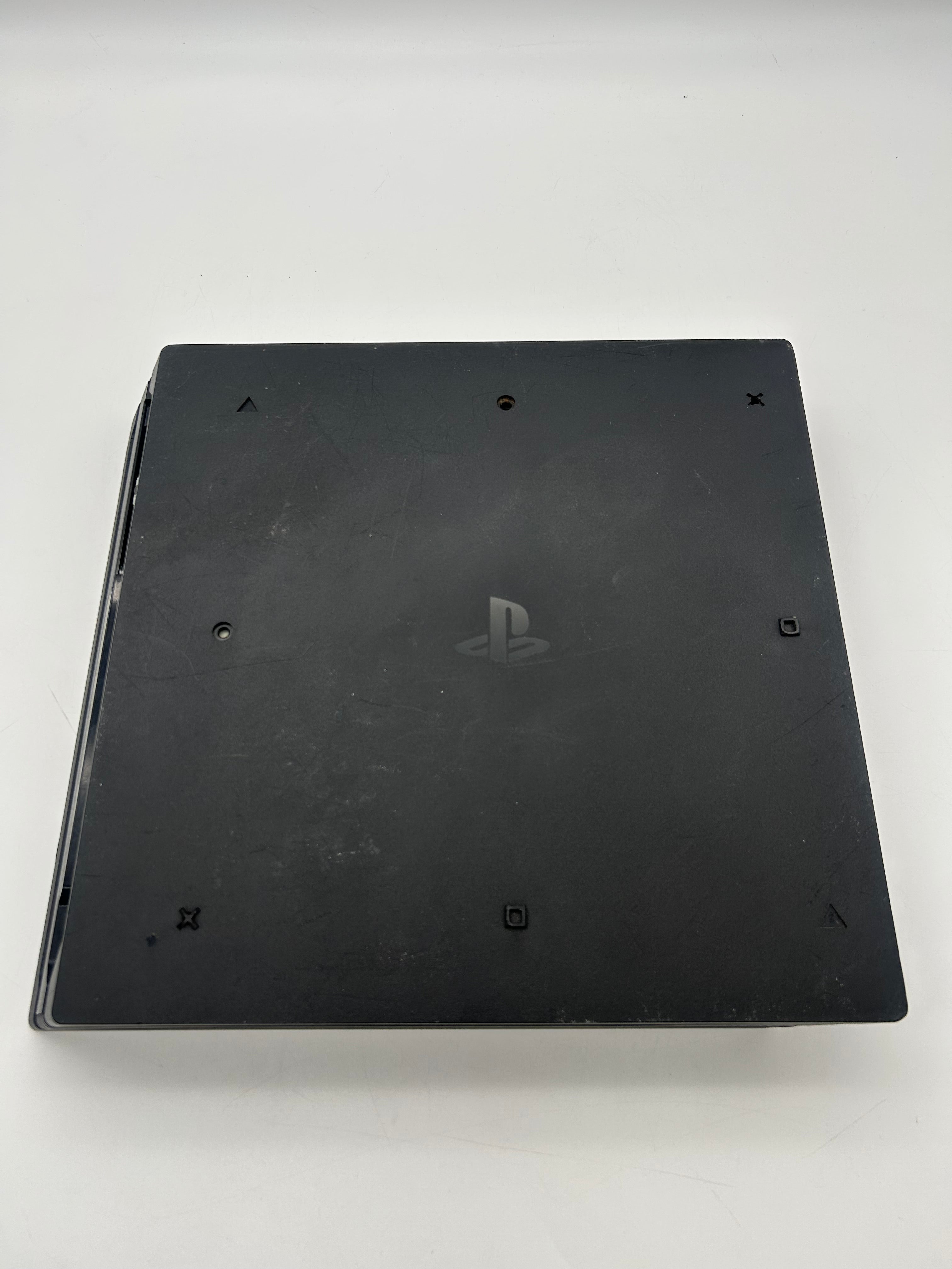 Sony PlayStation 4 Pro CUH-7015B Console - Broken Parts Only