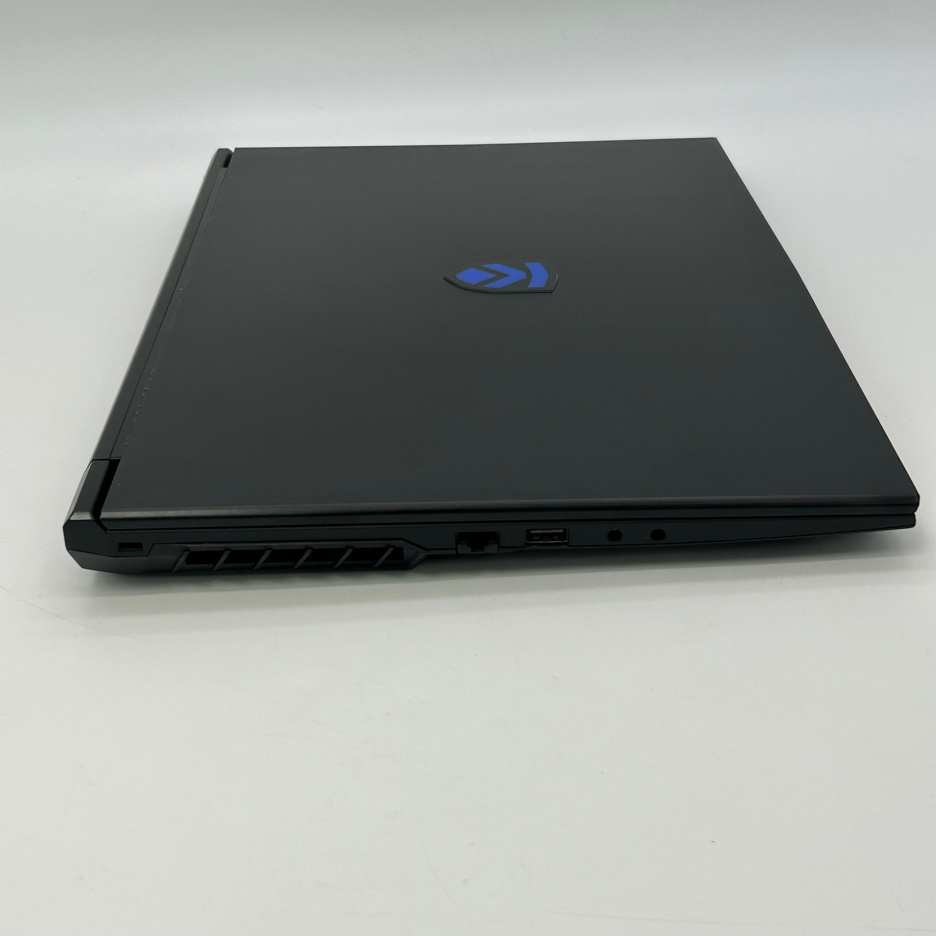 Eluktronics MECH-17 G1Rx 17.3-inch Intel Core i7-9750H 16GB 512GB SSD RTX 2070 Laptop READ