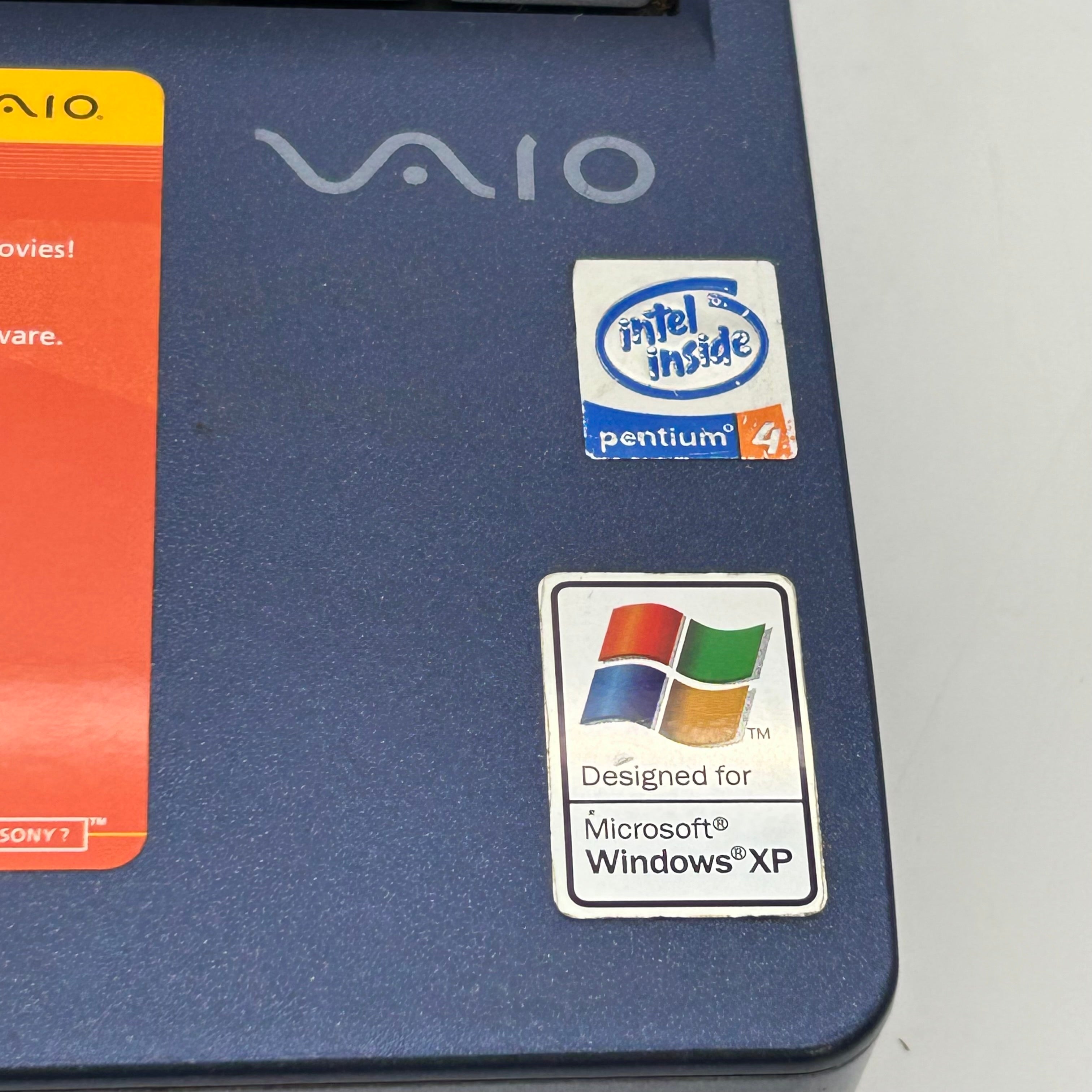 SONY VAIO Pcg-9L1L Vintage 15” Laptop - READ