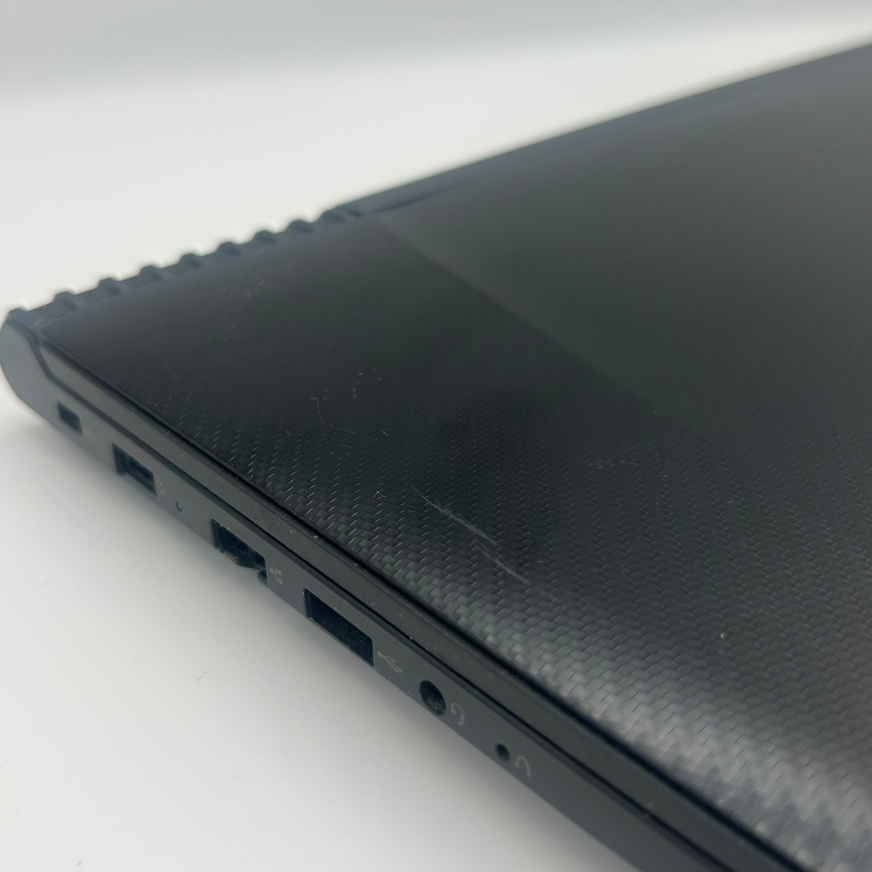 Lenovo Legion Y520-15IKBN 15.6" Core i5 24GB RAM 1TB HDD GTX 1050 Ti Used - No charger