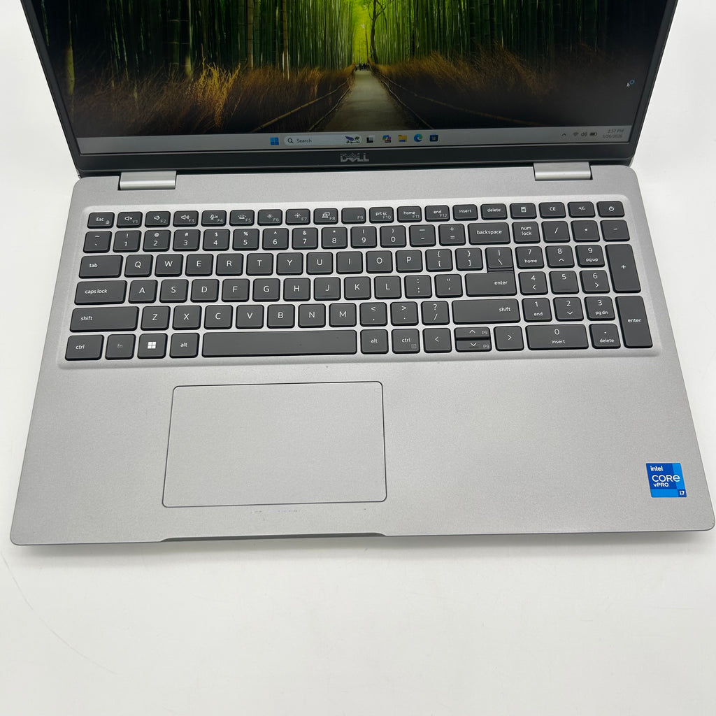 Dell Latitude 5521 15.6-inch i7 vPro 11th Gen 32GB RAM 512GB SSD Laptop