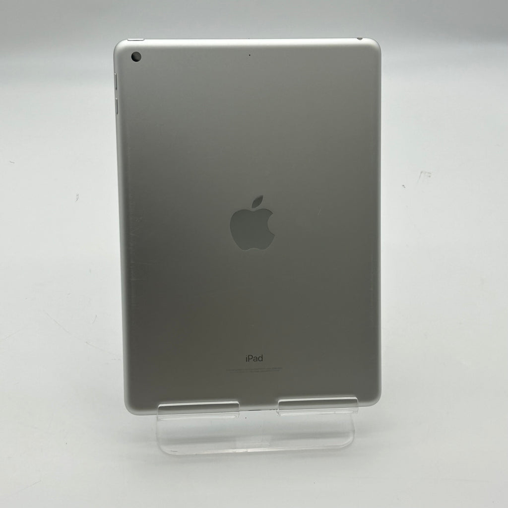 Apple iPad (6th Generation) A1893 32 GB, Wi-Fi, 9.7 in - Silver | MR7G2LL/A
