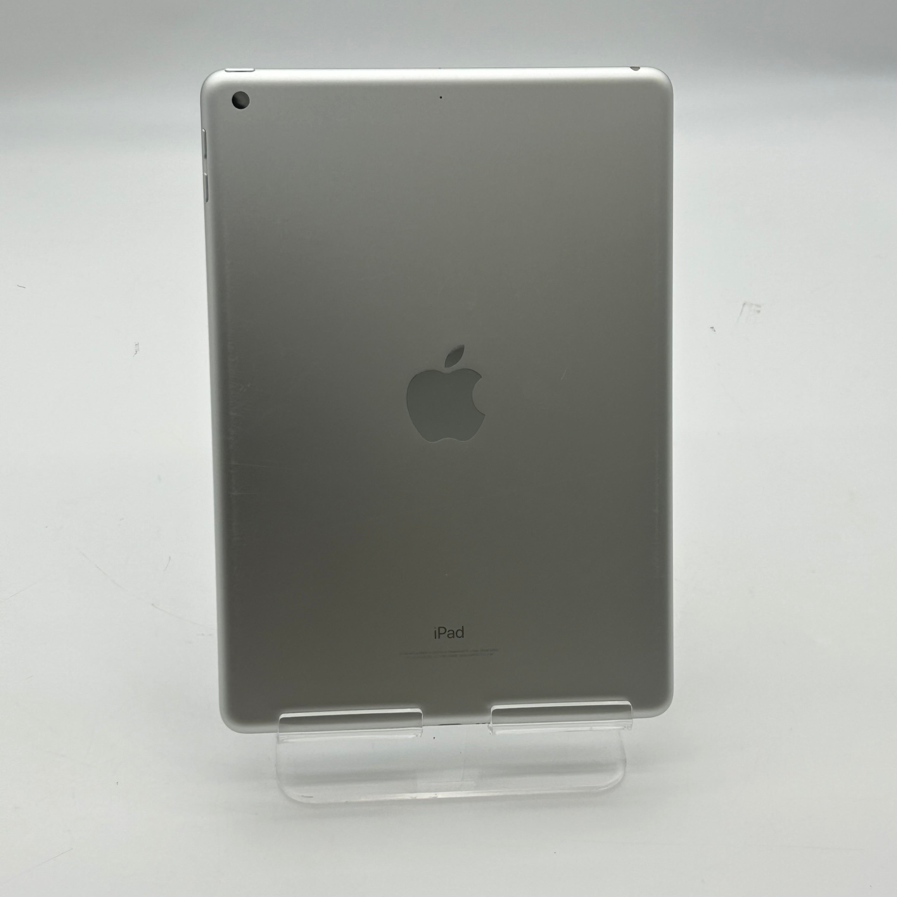 Apple iPad (6th Generation) A1893 32 GB, Wi-Fi, 9.7 in - Silver | MR7G2LL/A