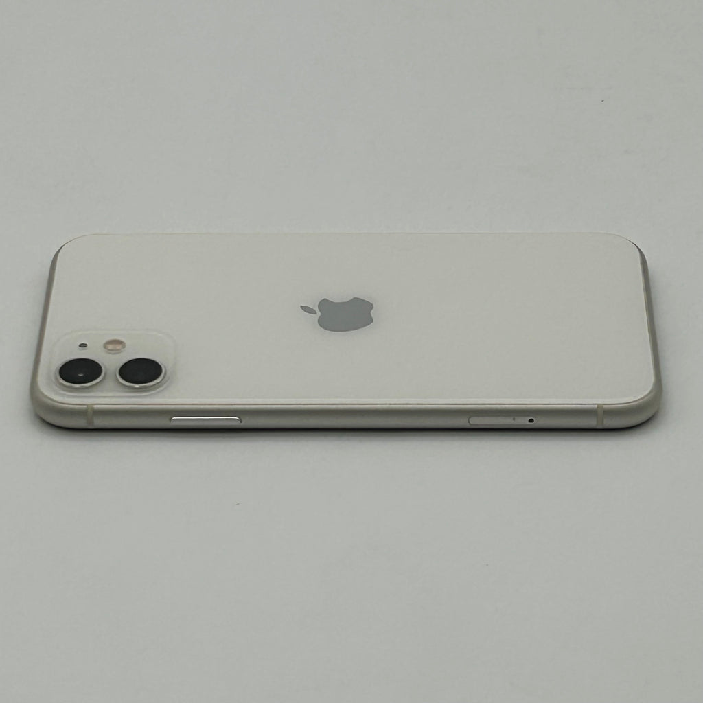 Apple iPhone 11 - 64GB - White (AT&T) MH8E3LL/A 81% BH