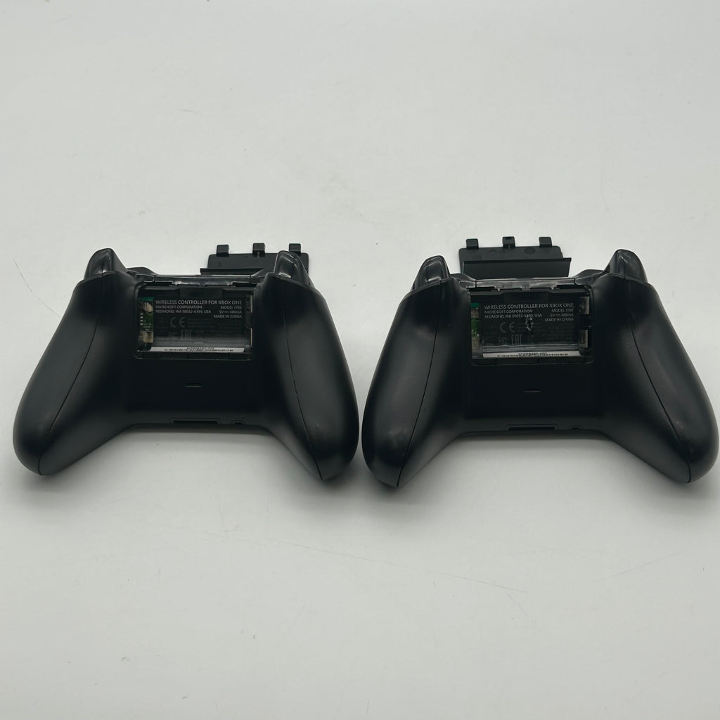Microsoft Xbox Series X (1882) Video Game Console 1TB Bundle: 2 Controllers, 2 Video Games & Cables