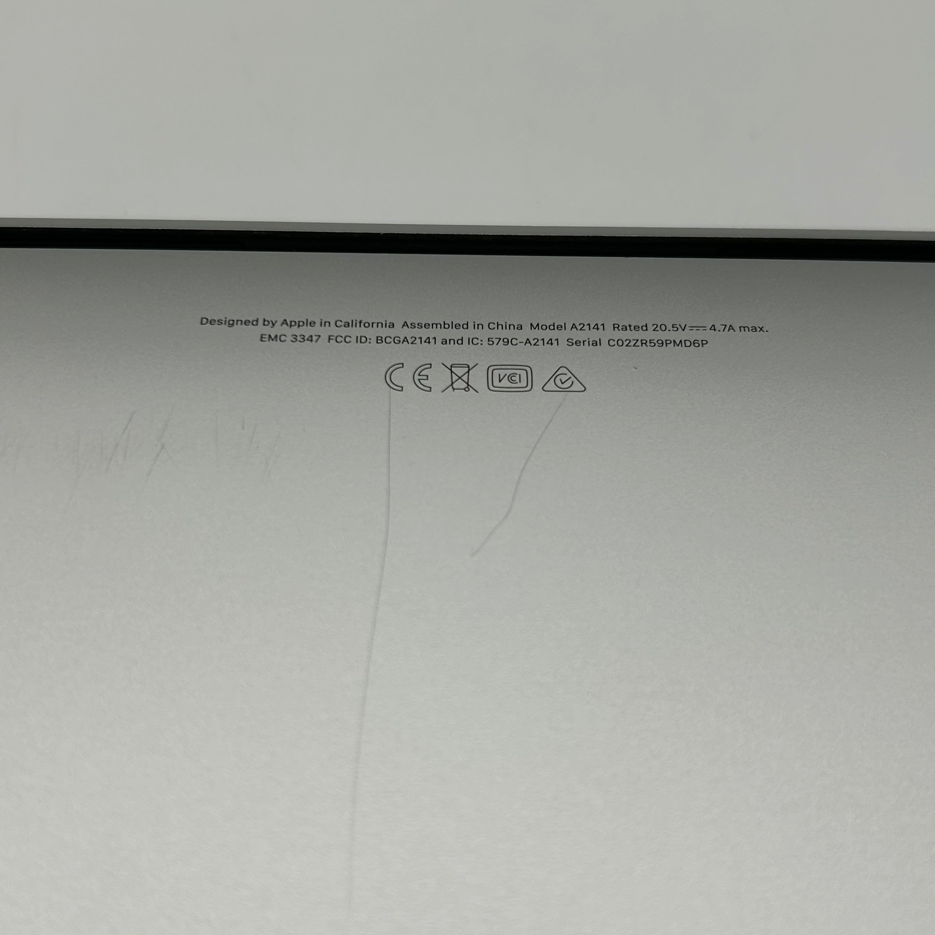 2020 Apple MacBook Pro 16" A2141 Core i7 16GB RAM 512GB SSD - *READ*