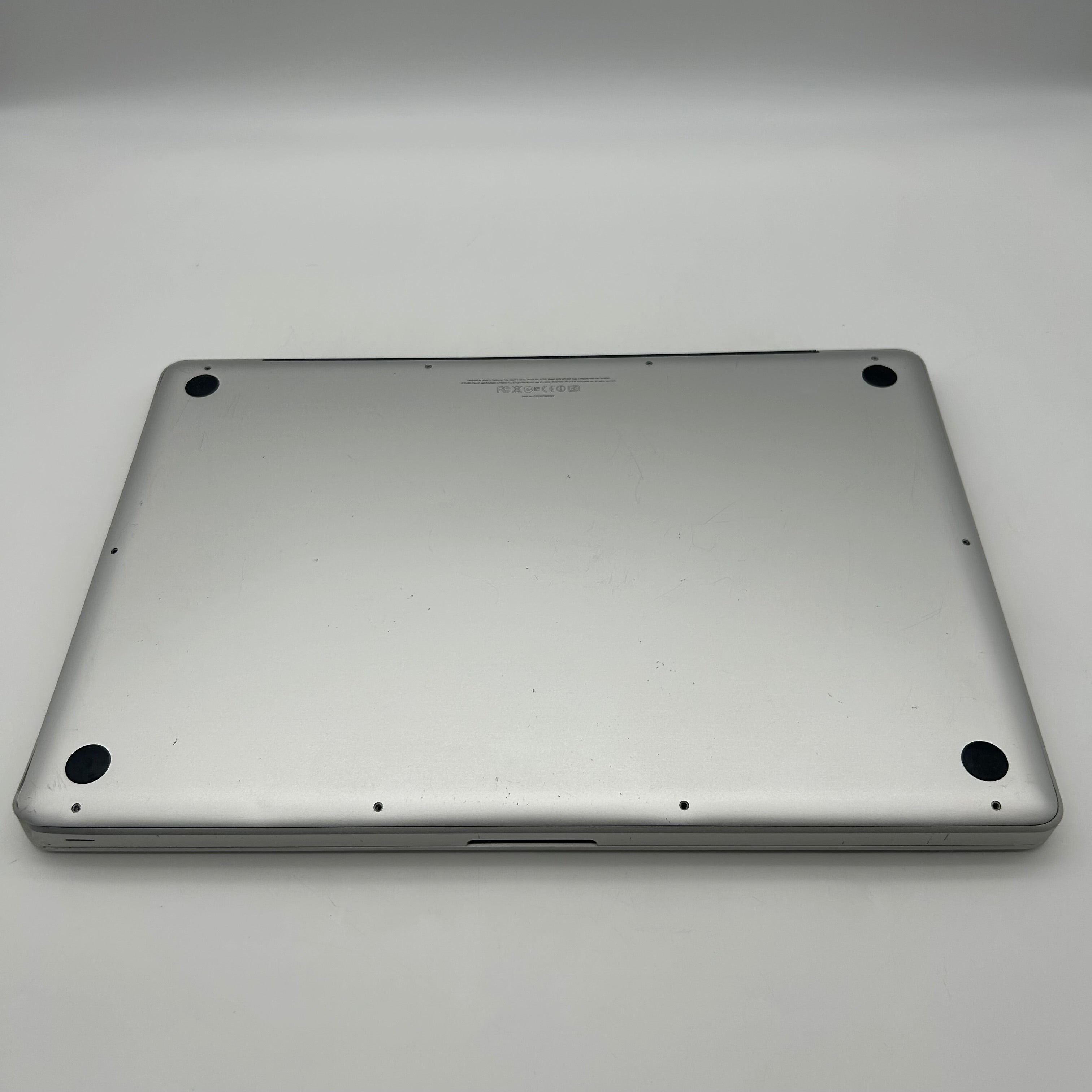 Apple Macbook Pro 17" A1297 Mid 2010 i7 2.2GHz 256GB SSD 4GB High Sierra