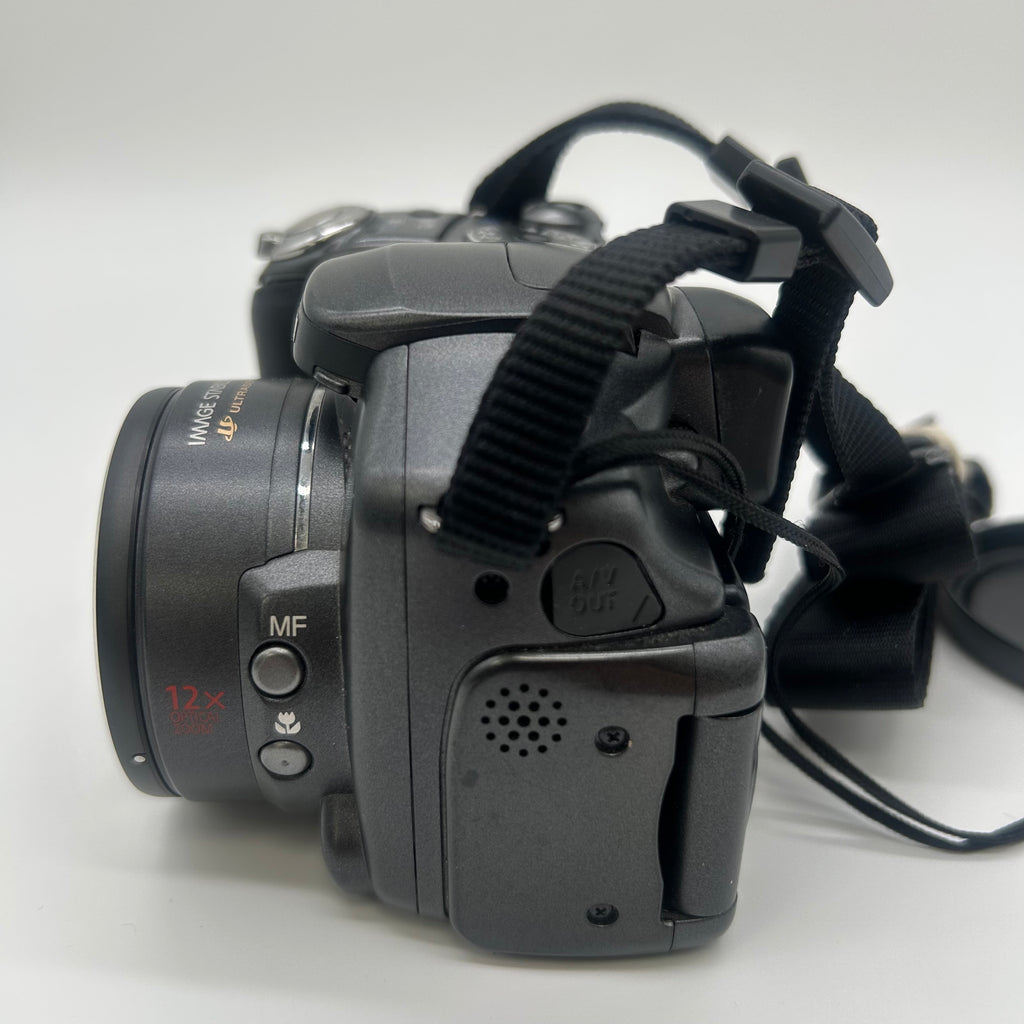 Canon PowerShot S3IS Black Digital Camera Used Serial Number 4328522964