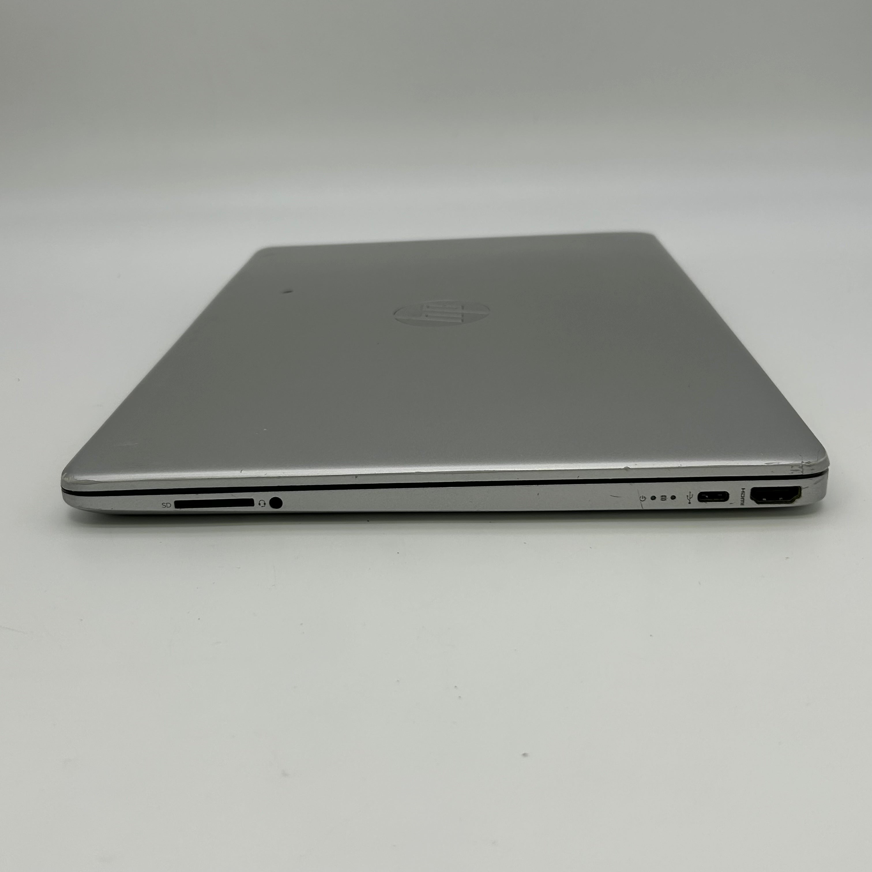 HP 	 15-DY2009DS  15.6" Touchscreen Laptop  Intel Pentium Gold 7505, 8GB RAM, 256GB SSD