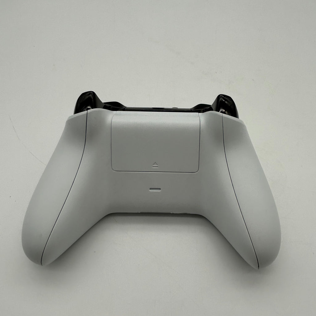 Microsoft Xbox One S 1681 1TB White Console w/ Controller & Cables  - Tested