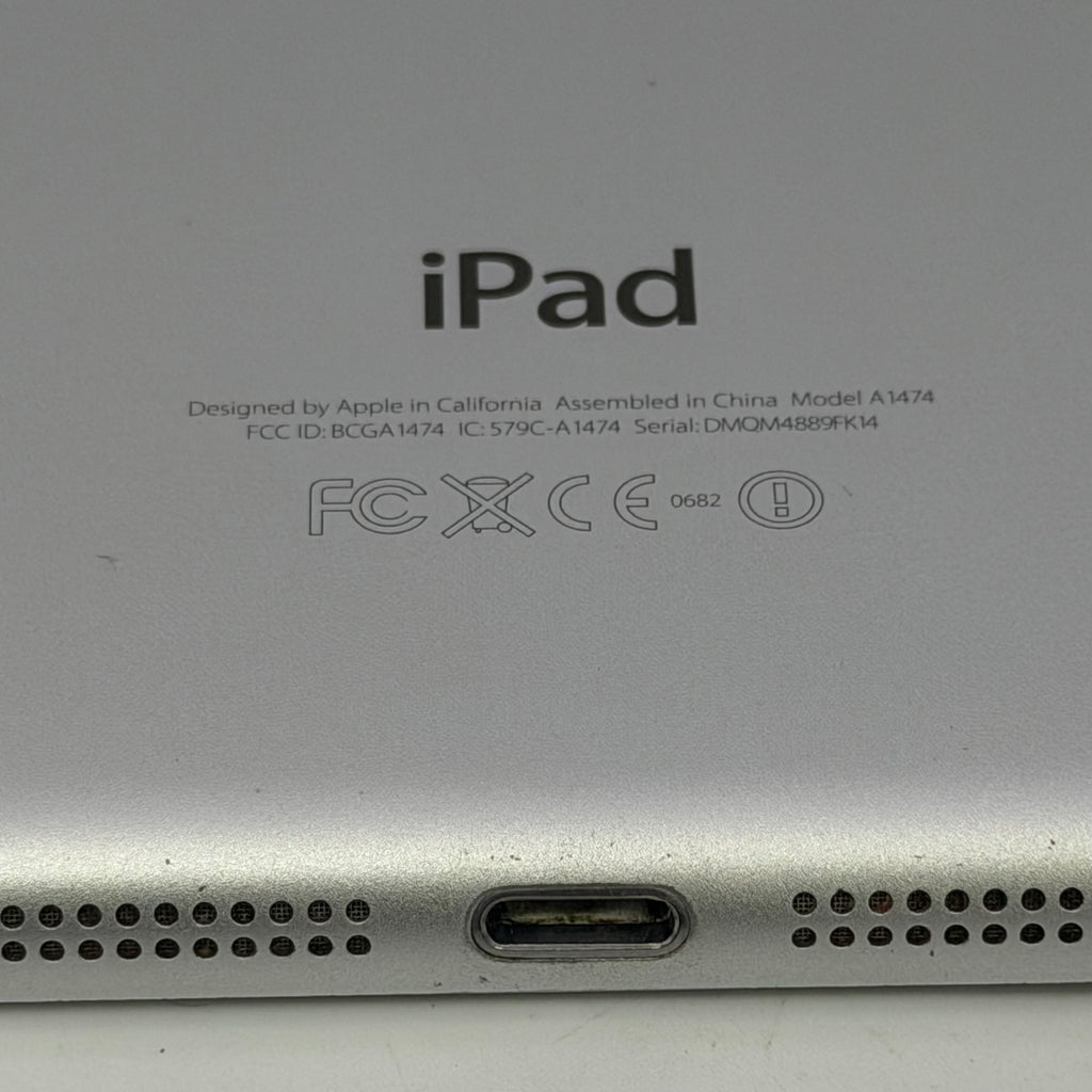 Apple iPad Air 1st Gen A1474 32GB Wi-Fi Only READ