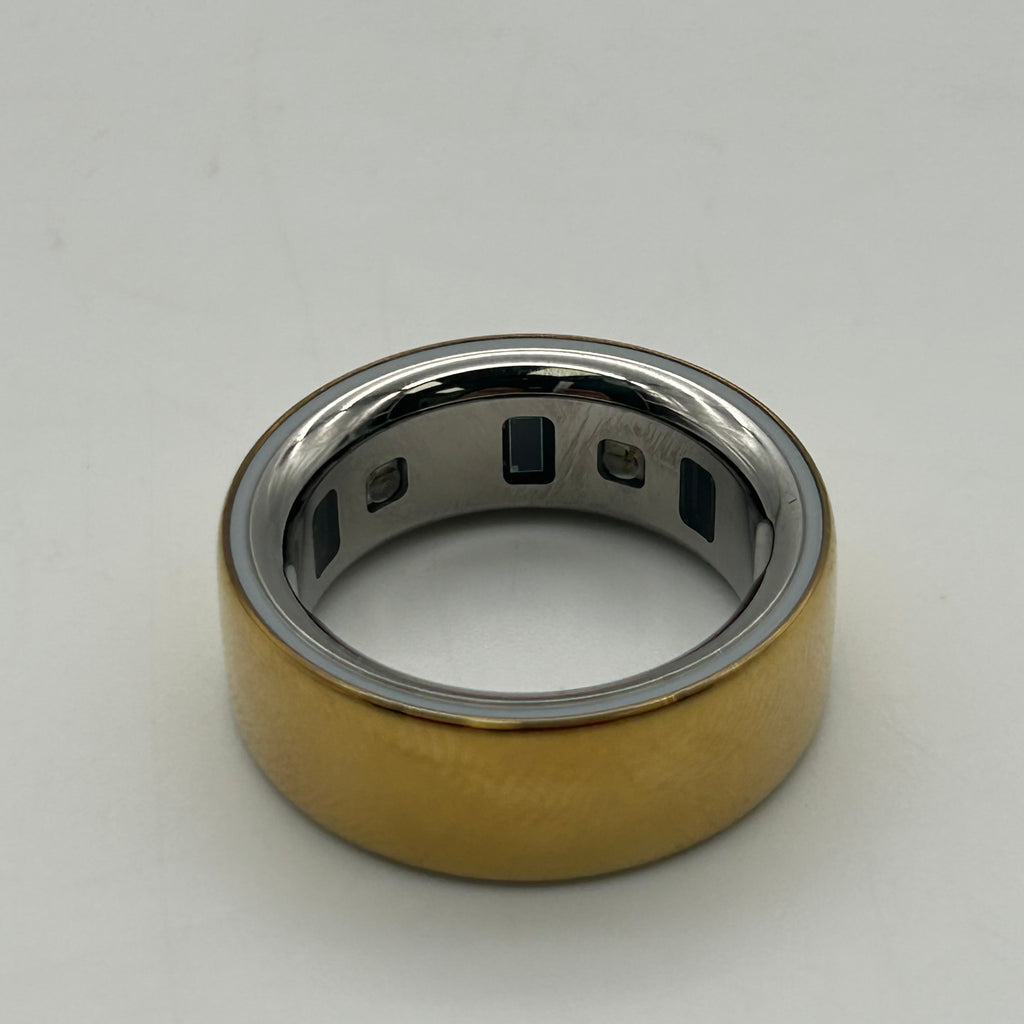 Oura Ring 4 - Size 7 (Gold) w/ Charging Base & Box