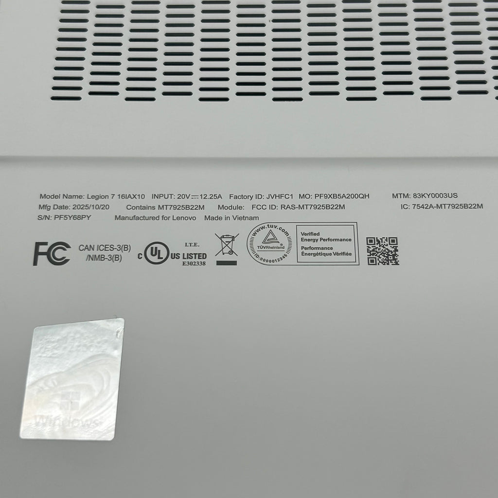 Lenovo Legion 7 16IAX10 16" Core Ultra 9 275HX 2.7GHz 32GB RAM 1TB SSD GeForce RTX 5070