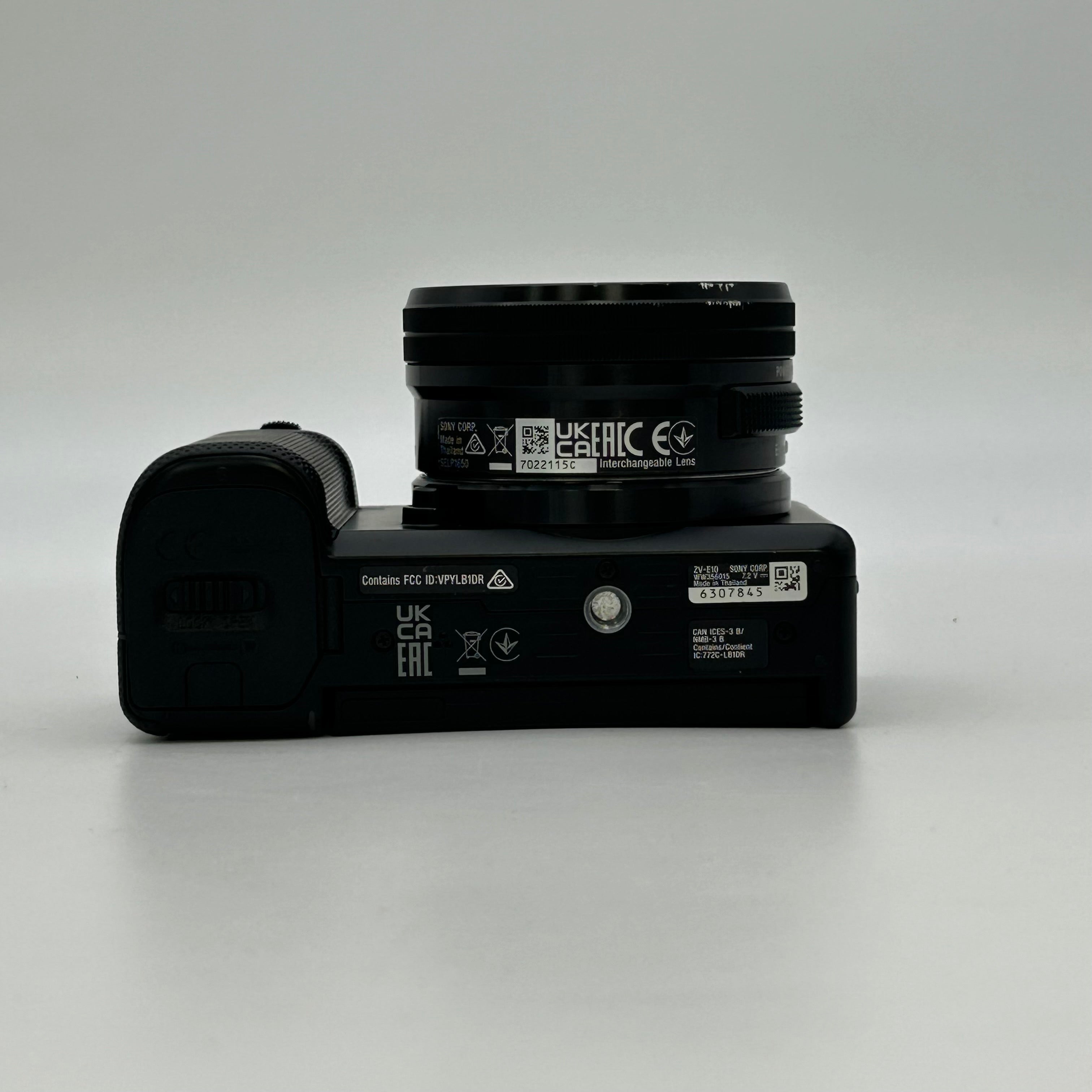 Sony ZV-E10 Mirrorless Camera with E PZ 16-50mm F3.5-5.6 OSS - Black - Used With Box